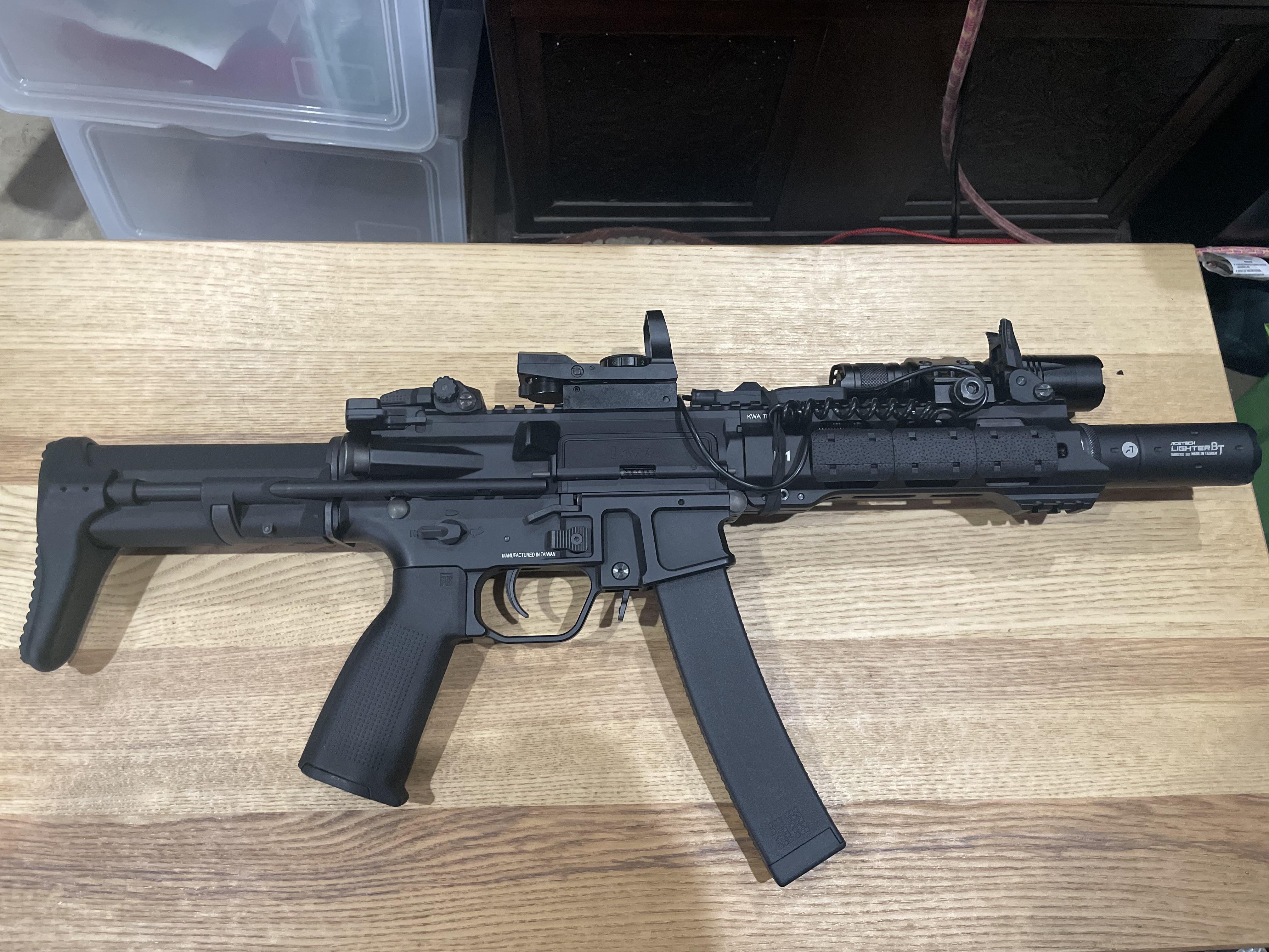 My first airsoft gun, kwa qrf mod 1 r/airsoft