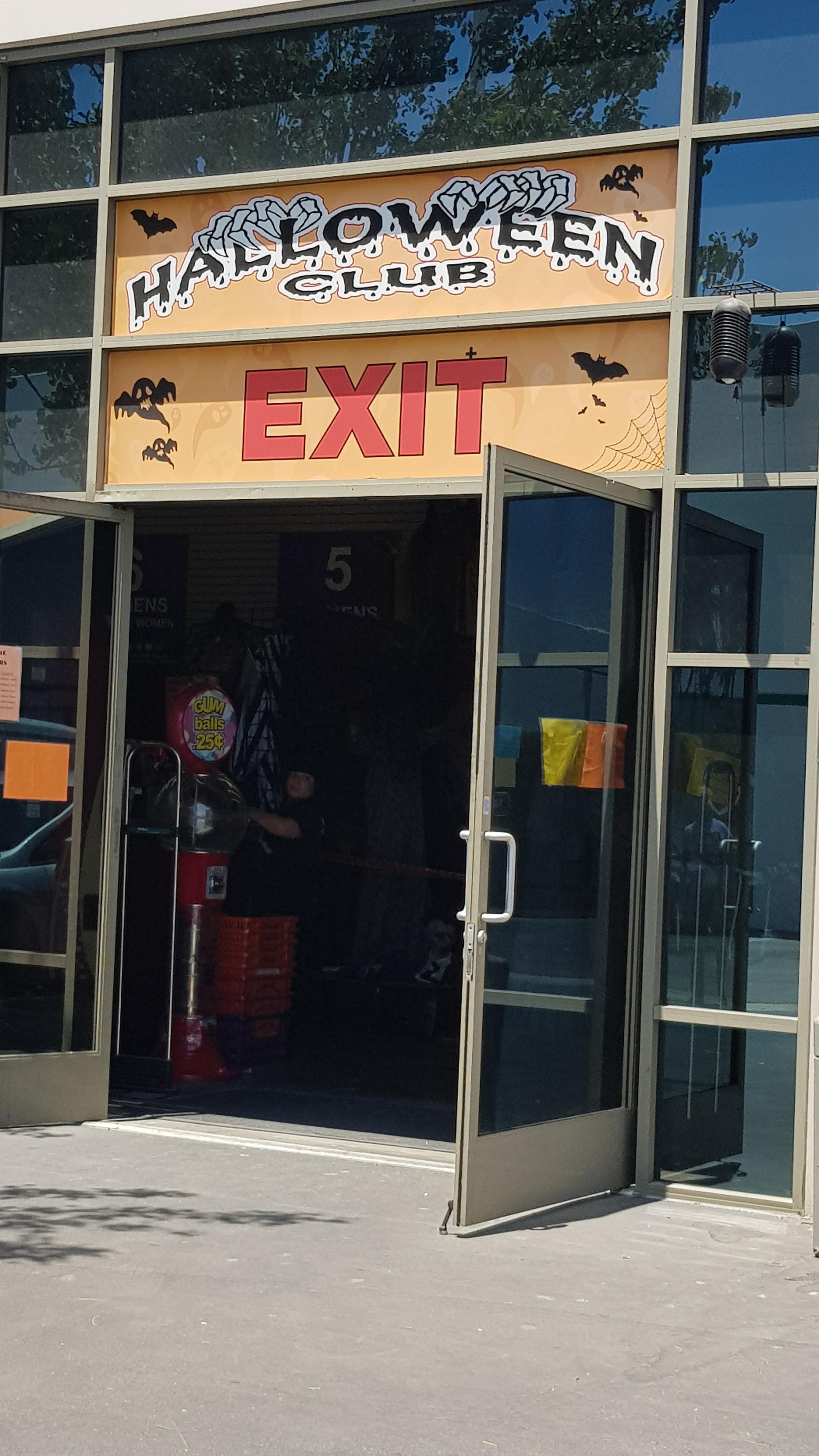 Halloween Club Montebello,CA. r/halloween