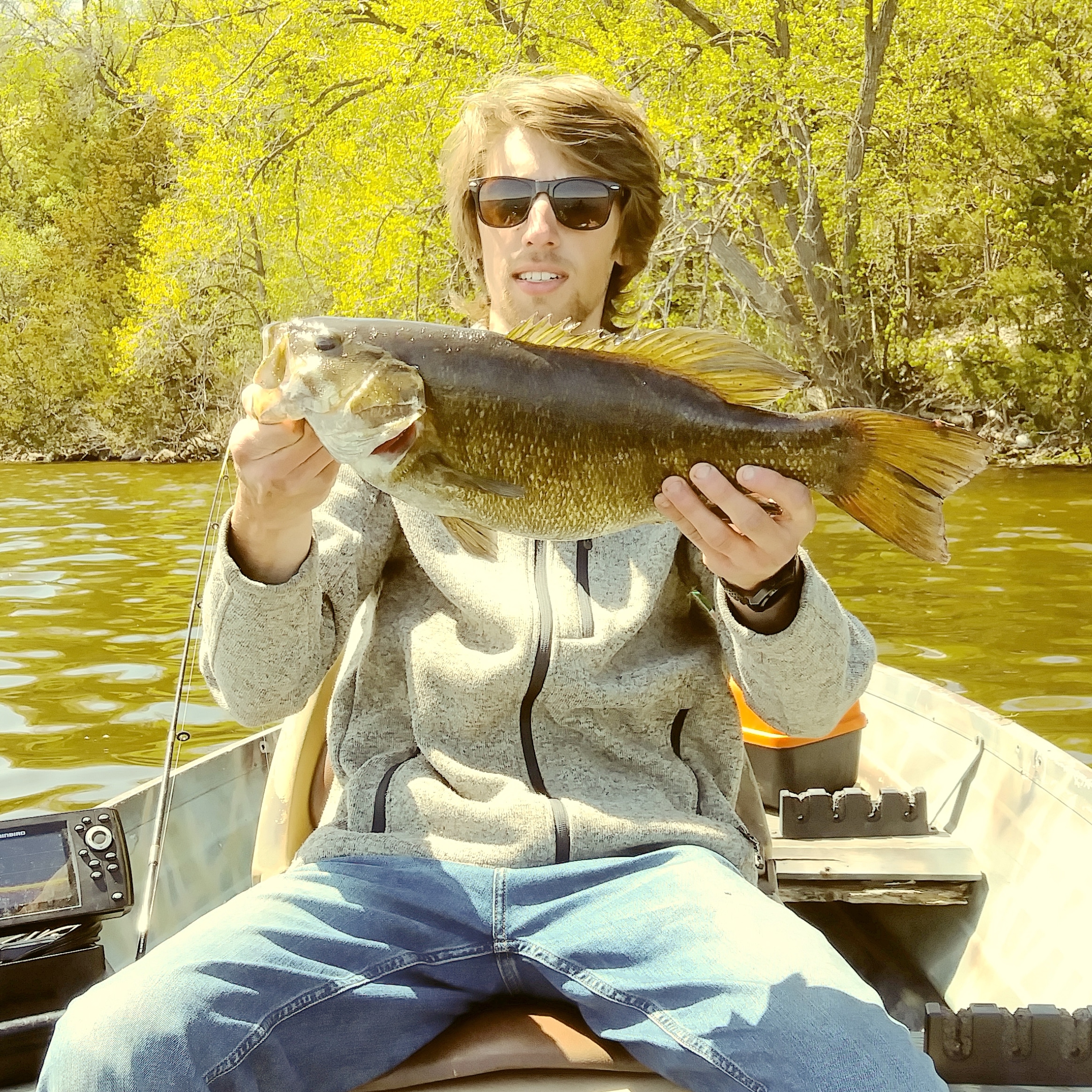 22Inch Smallmouth Bass. r/minnesota