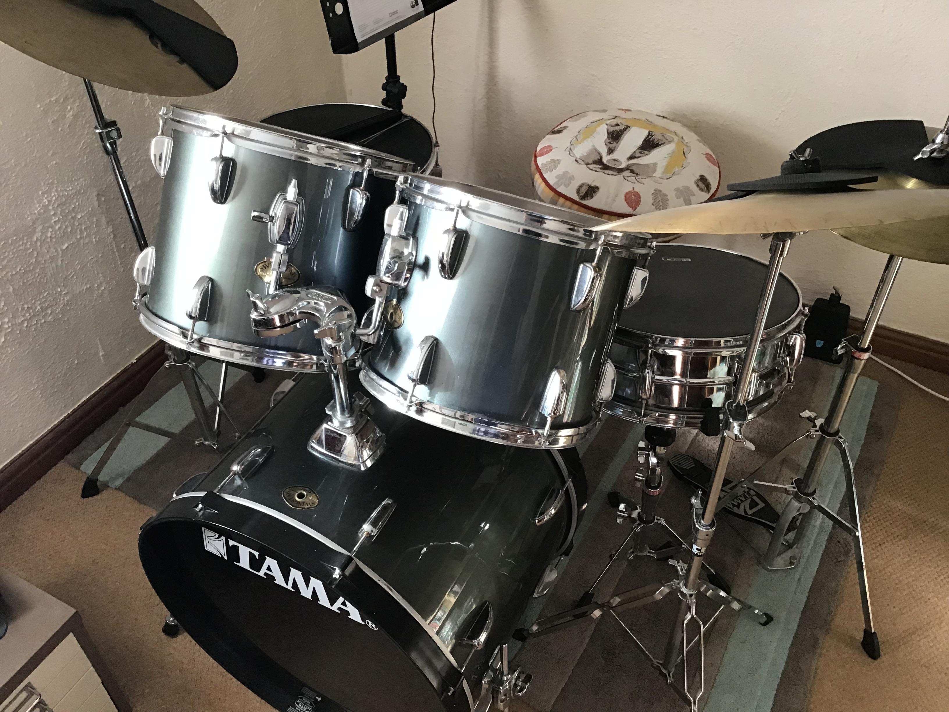 Got my first kit today Tama swingstar r/drums
