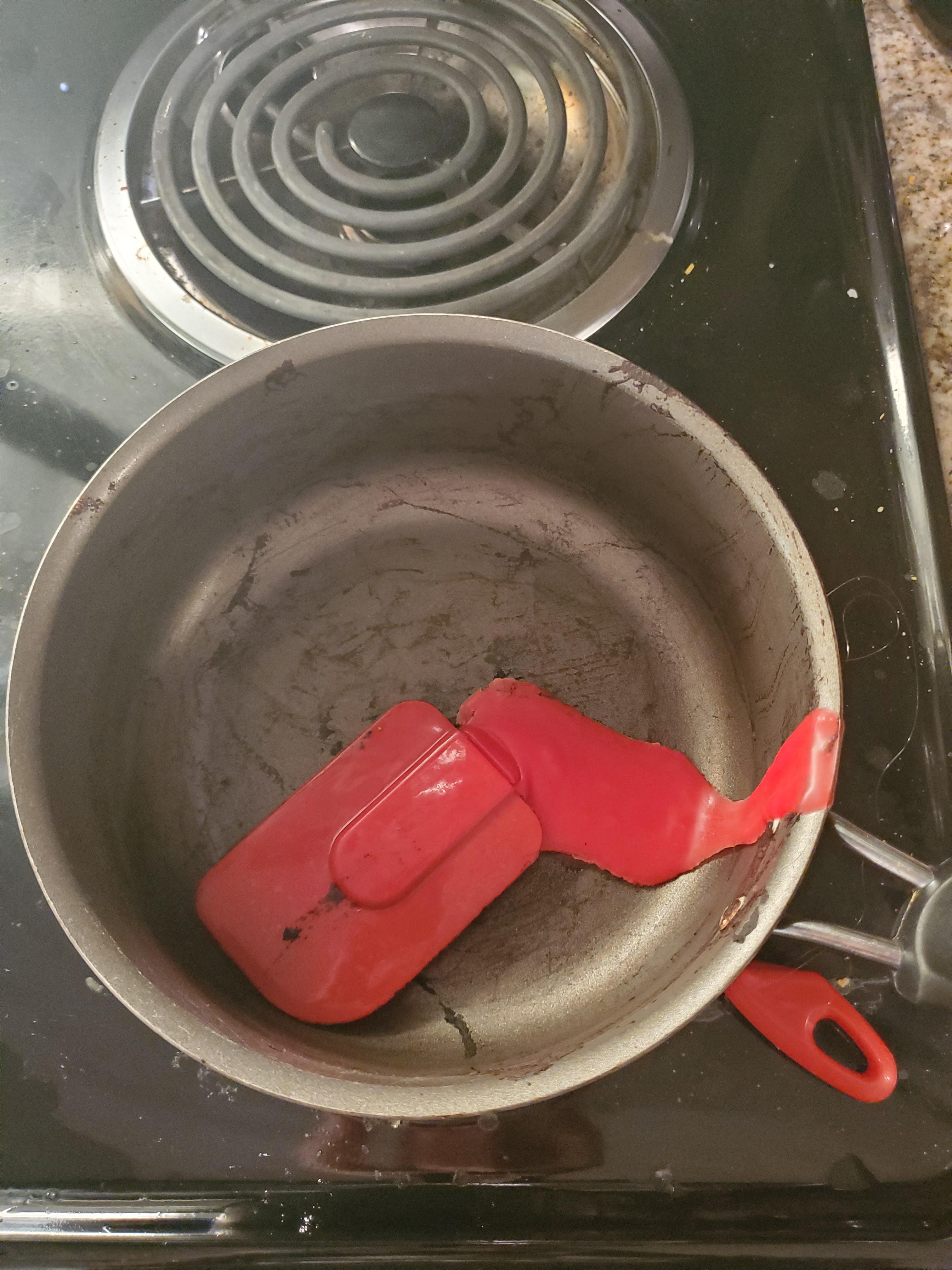 Decided to cook a plastic utensil for dinner r/Wellthatsucks