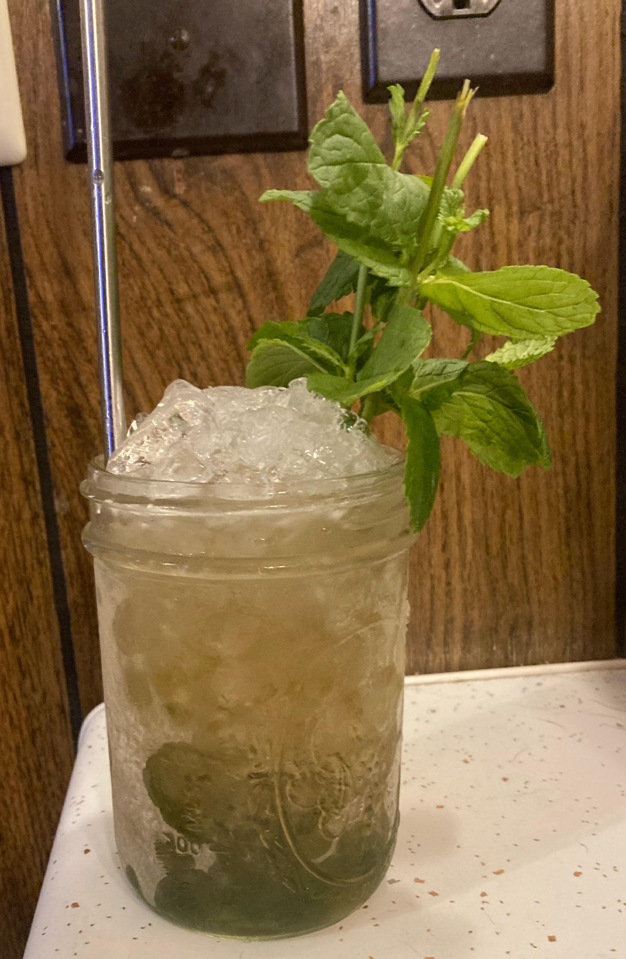 Mint Julep cocktails