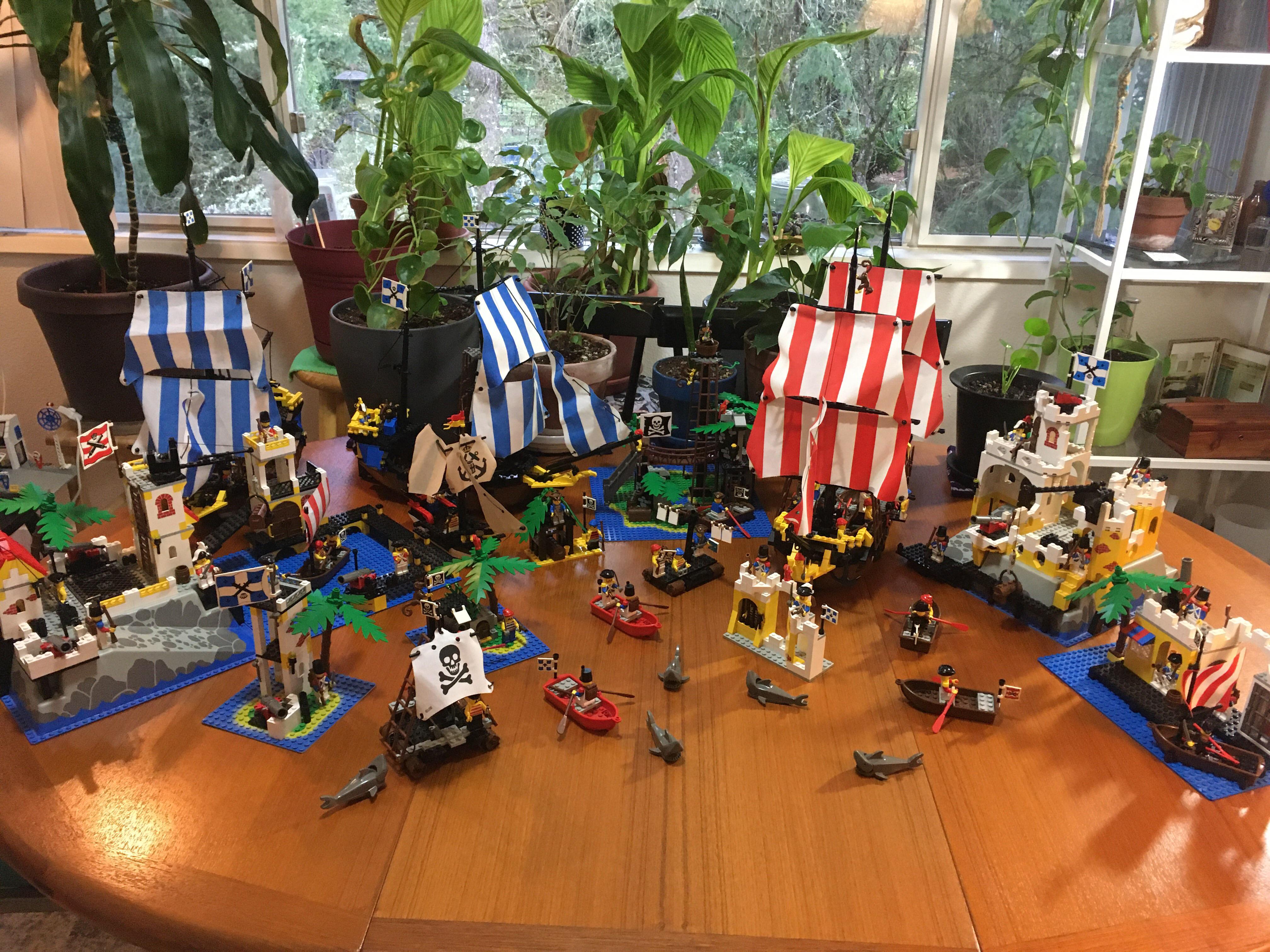 Lego Pirate Ship 90s