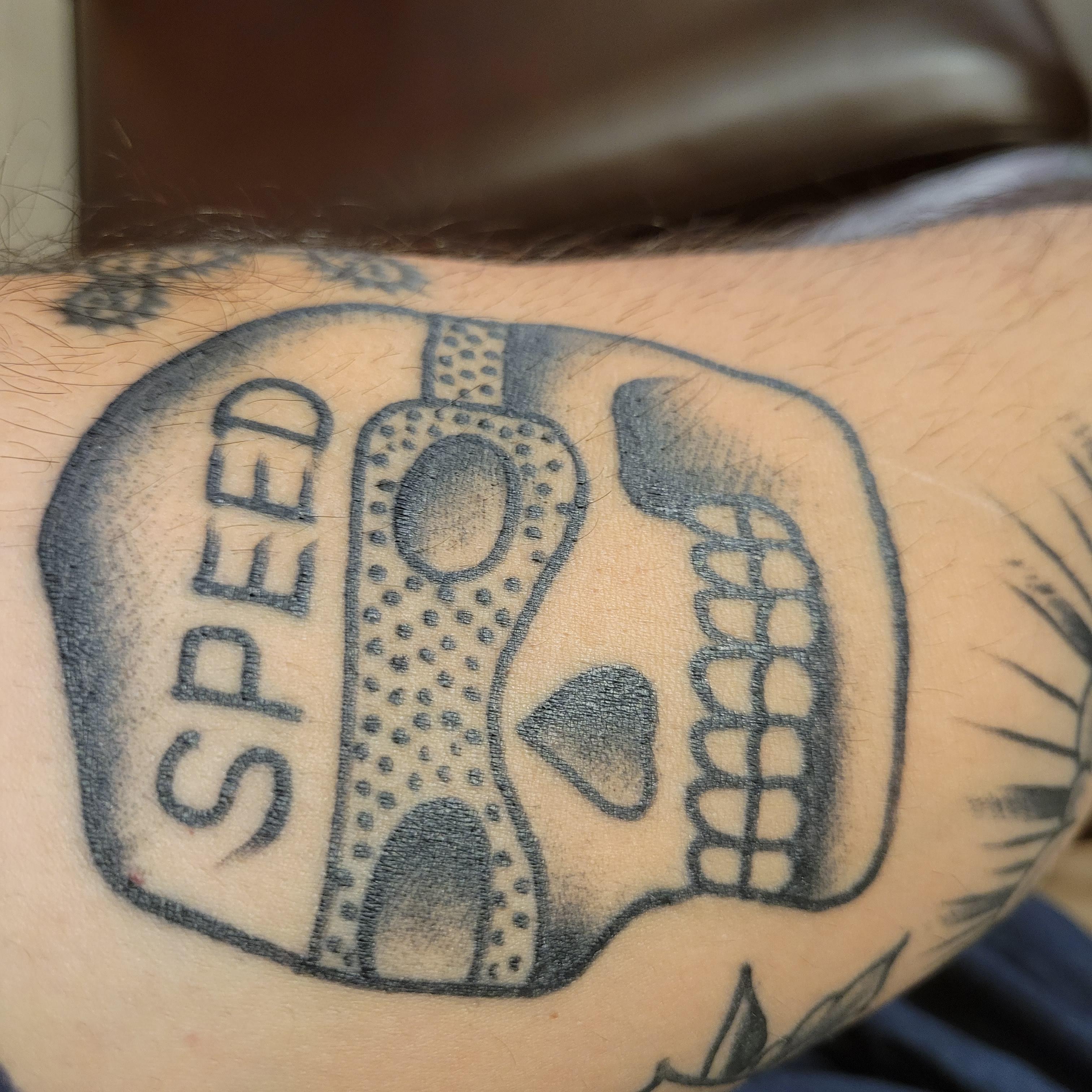 Done by uno at queen street hawaii r/traditionaltattoos