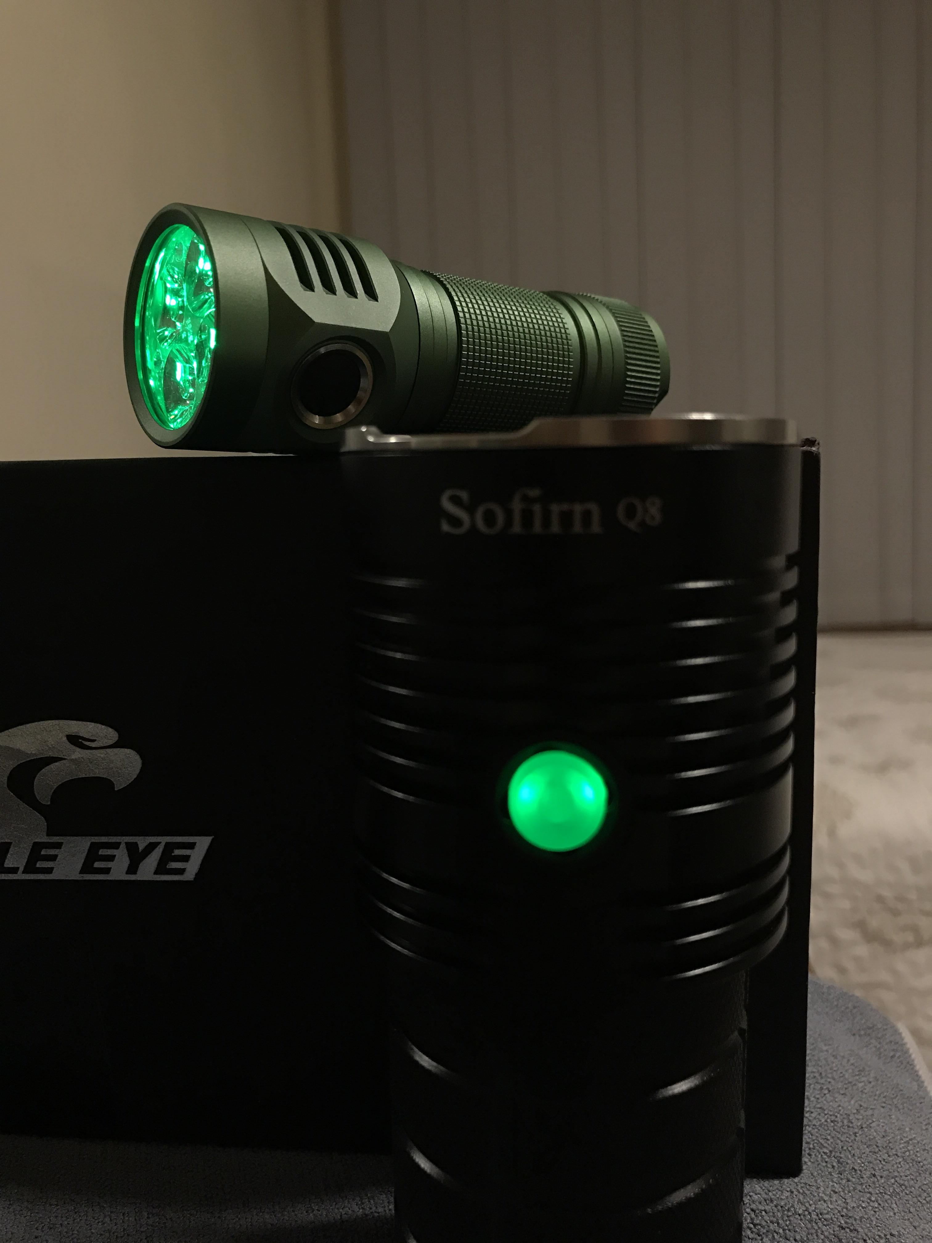 I like green. flashlight