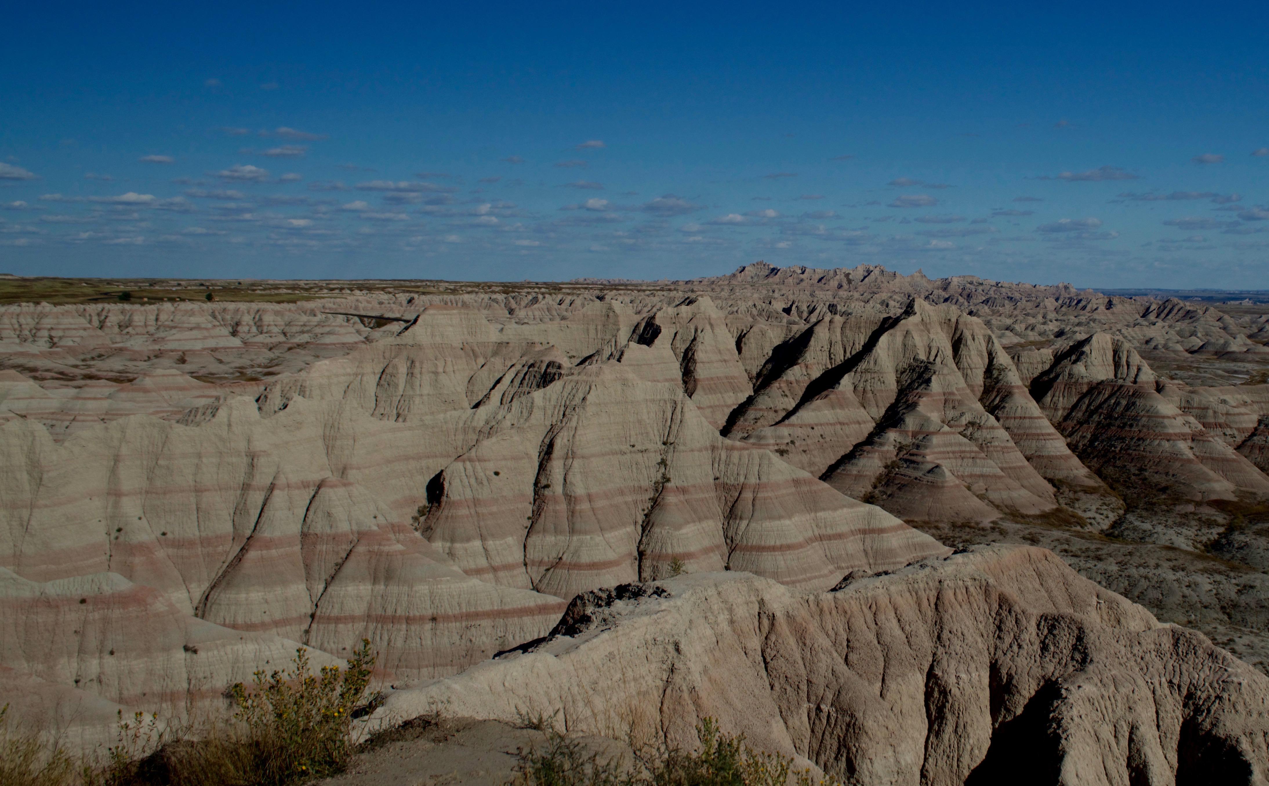 Old Layered Rocks at Badlands NP, South Dakota (4377 × 2710) (OC) r