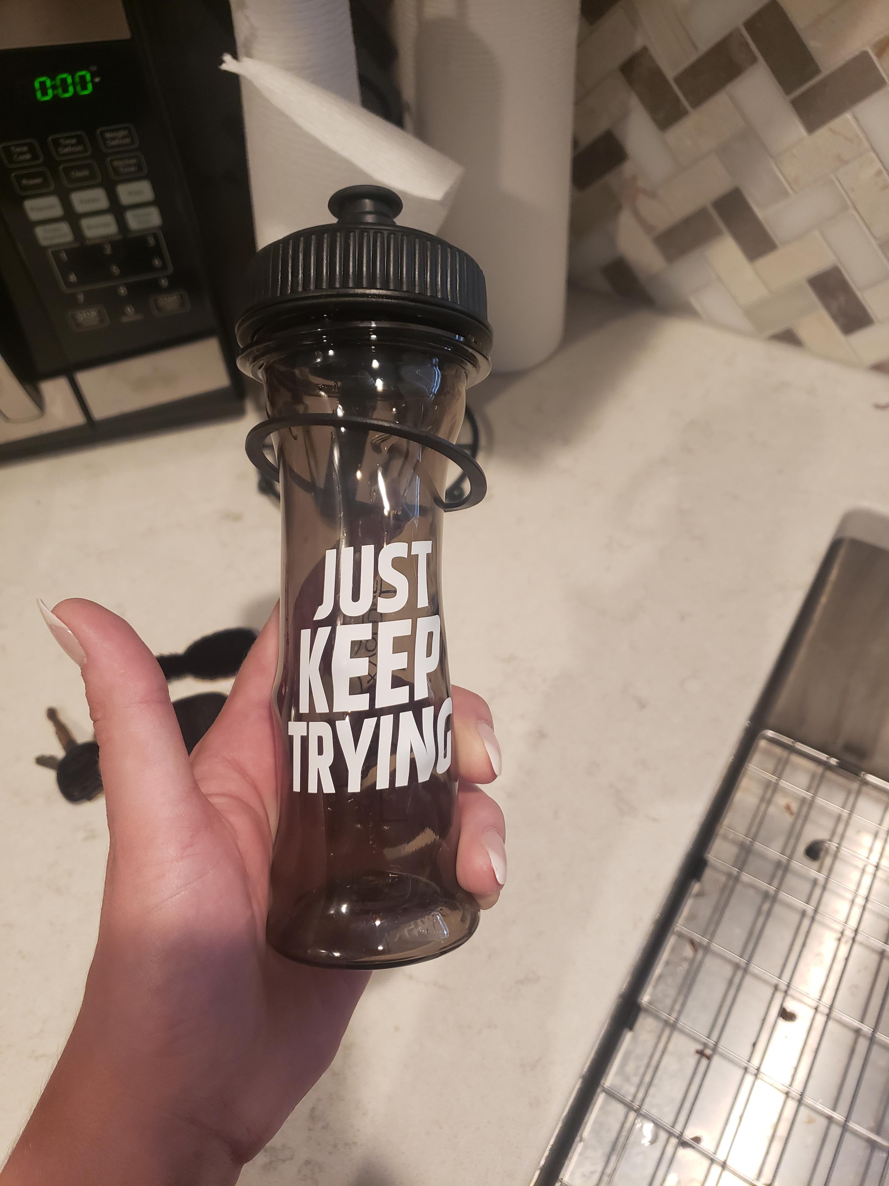 Just put my 32oz water bottle through the dishwasher r/Wellthatsucks