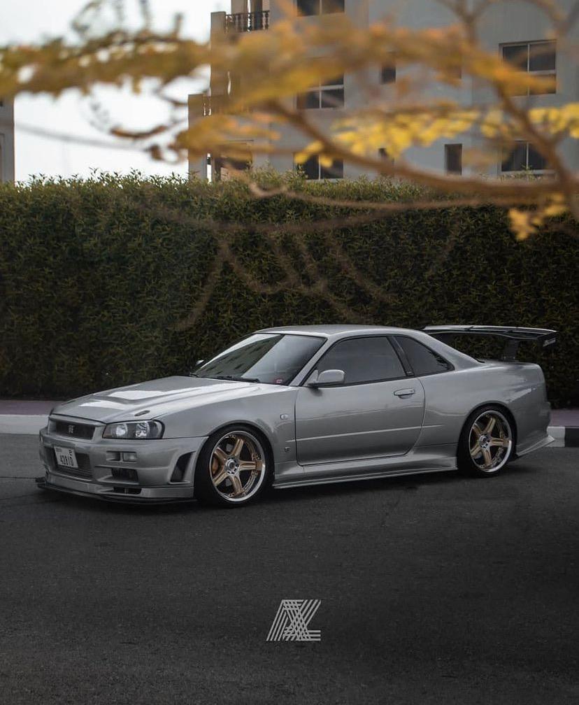 XQC CAR IRL?? (nissan r34 skyline gtr) xqcow