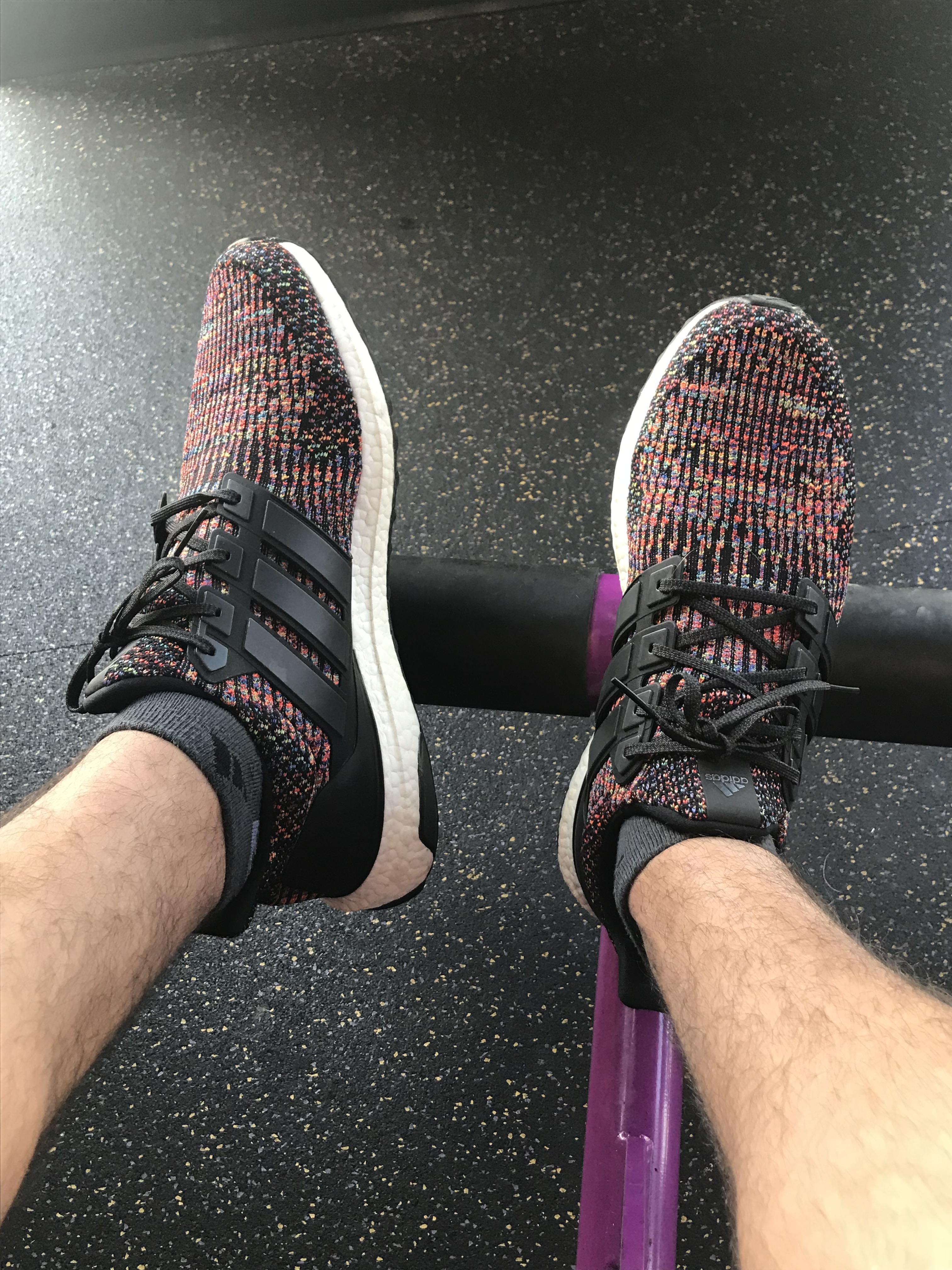 Flexing at the gym with my favorite Ultra Boost. r/Sneakers