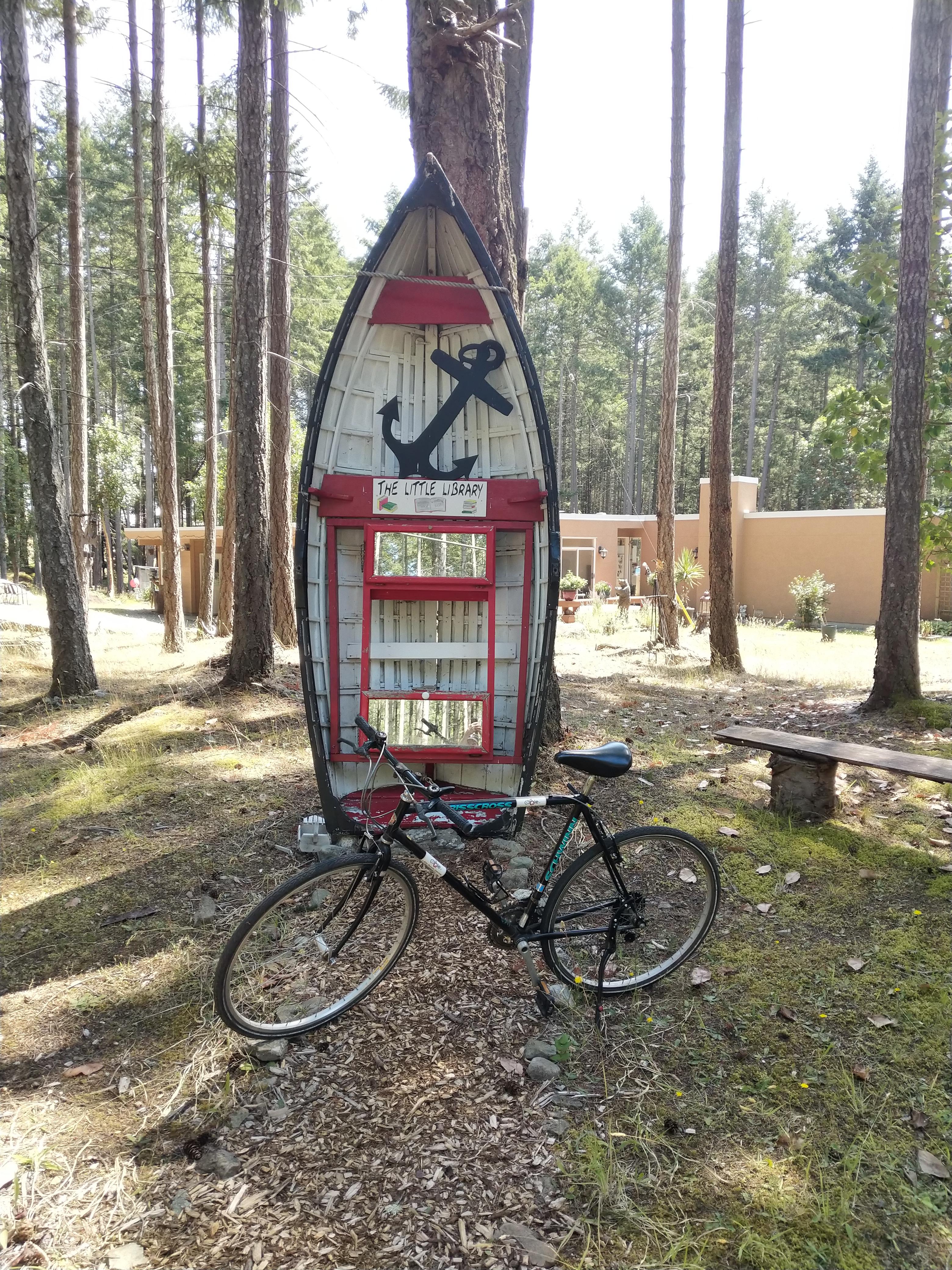 Rented a steelframe beater for exploring Gabriola (Schwinn CrissCross