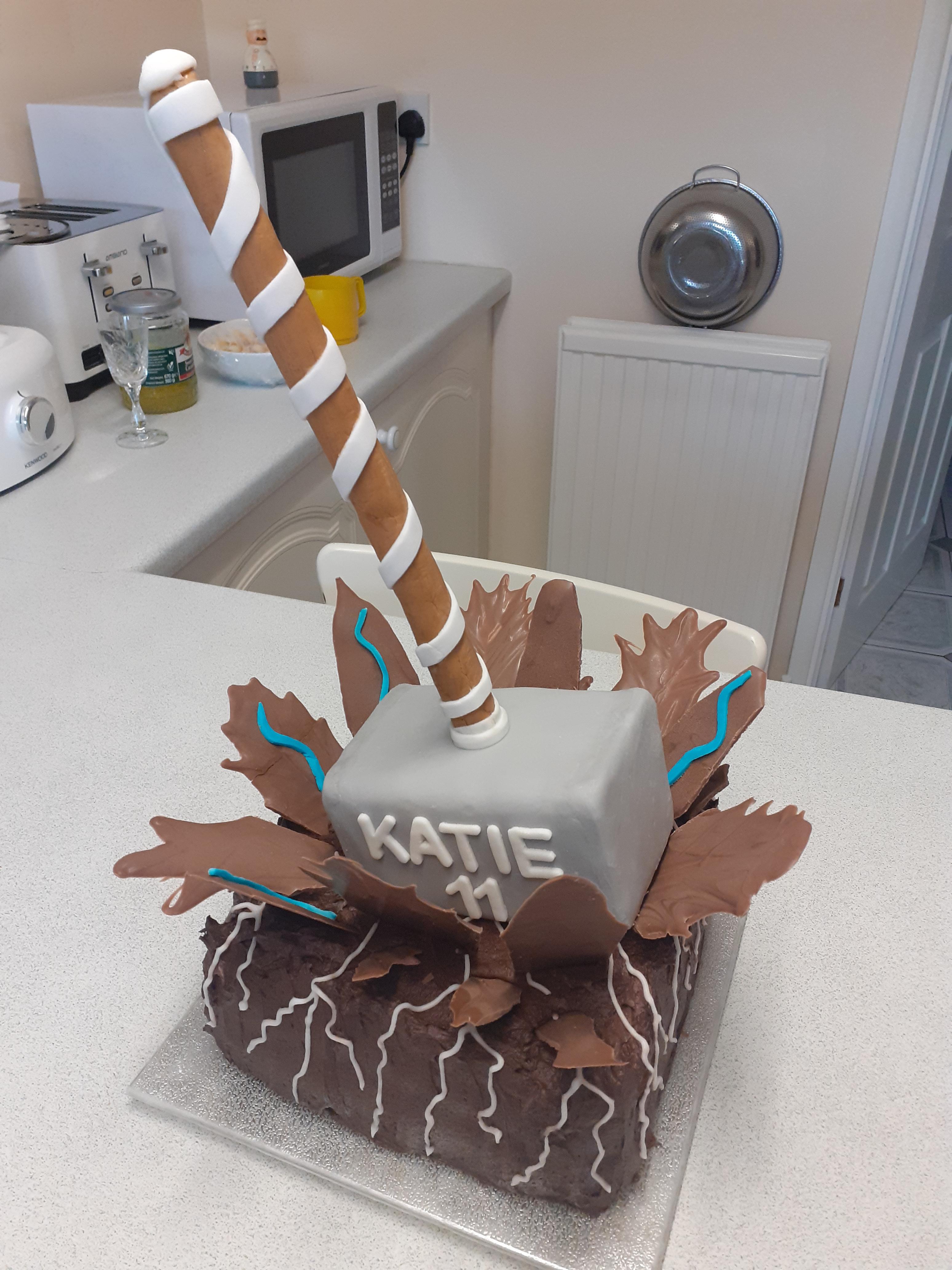 My sister got this thors hammer cake for her 11th birthday r/Marvel
