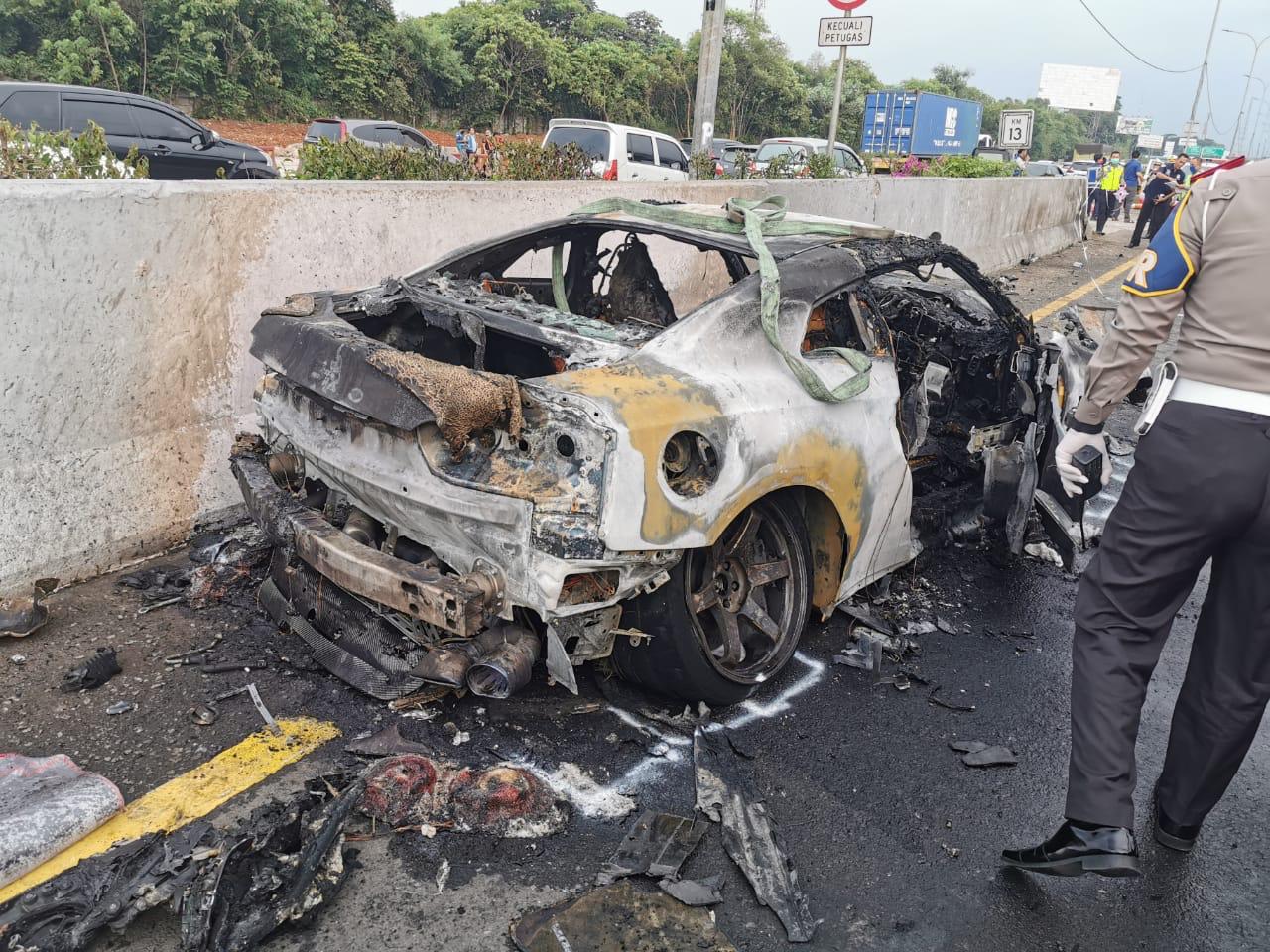 4/4/2020 a GTR crashed in a highway in Jakarta. Allegedly speeding and