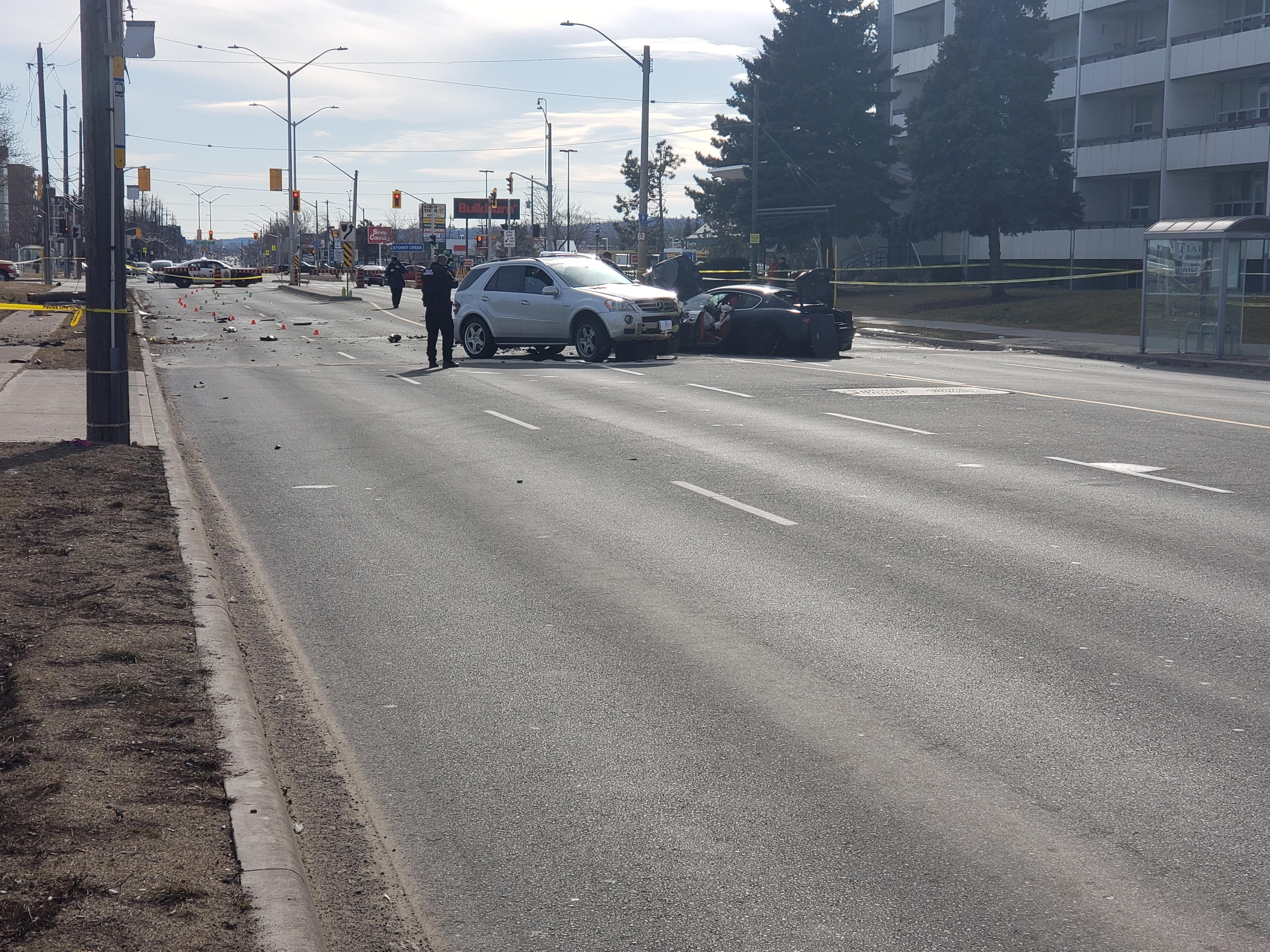 Queenstown rd in front of Eastgate right now. r/Hamilton