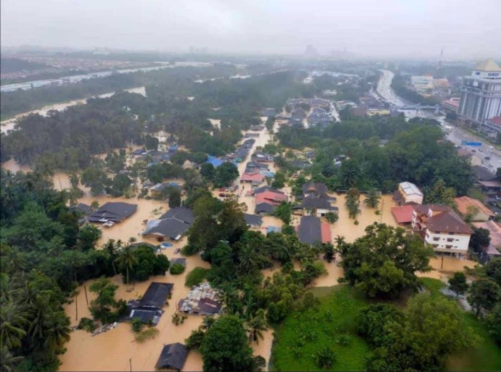 34 Hilarious SkudaiPontian Highway Puns Punstoppable 🛑