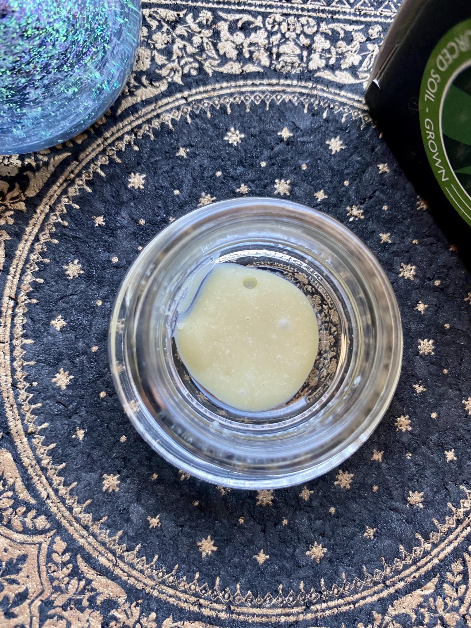 Peanut Butter Breath live rosin by Emerald Leaf Organics r/rosin