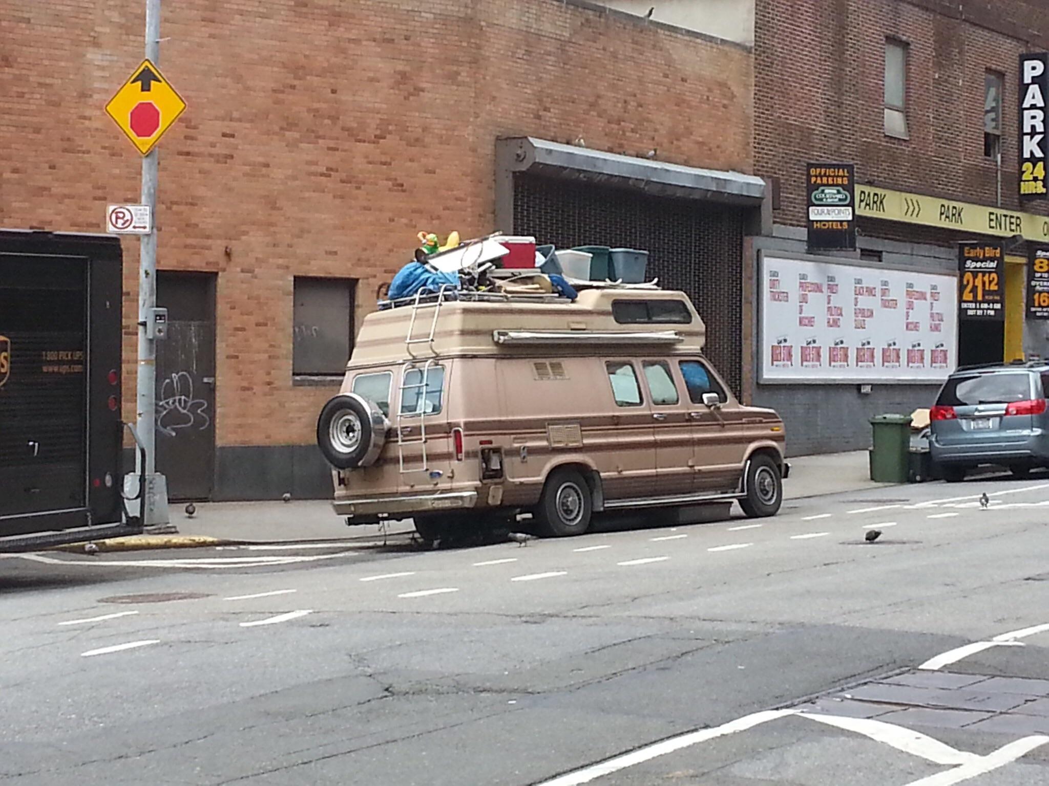 Van dwelling in NYC r/vandwellers