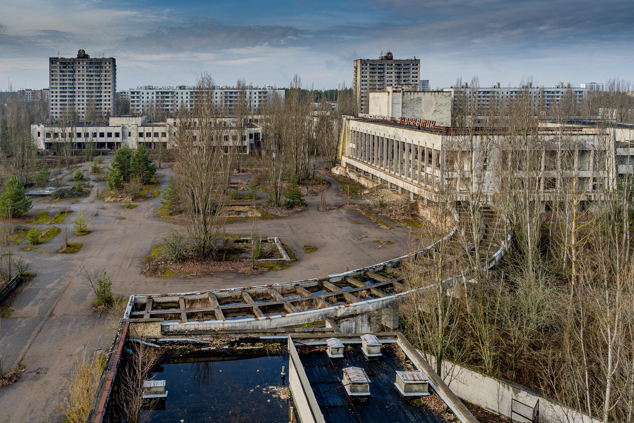 View of the central square of Pripyat (OC, March 2020) r/chernobyl