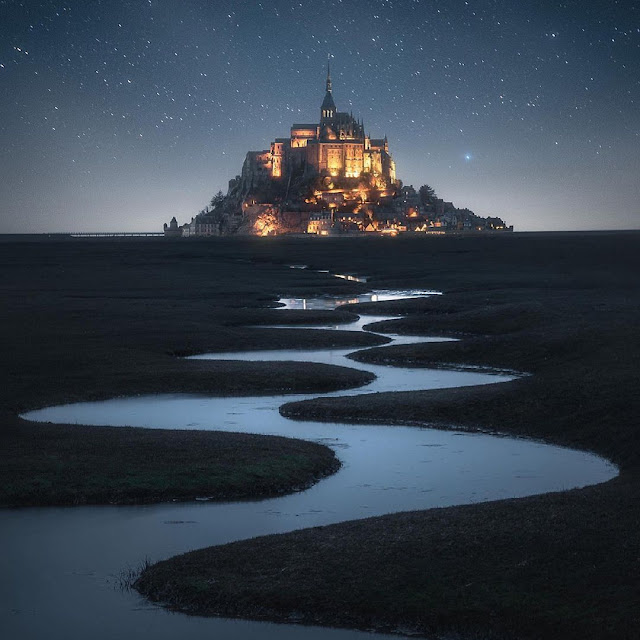 MontSaintMichel at night 🏰🌌 Outdoors