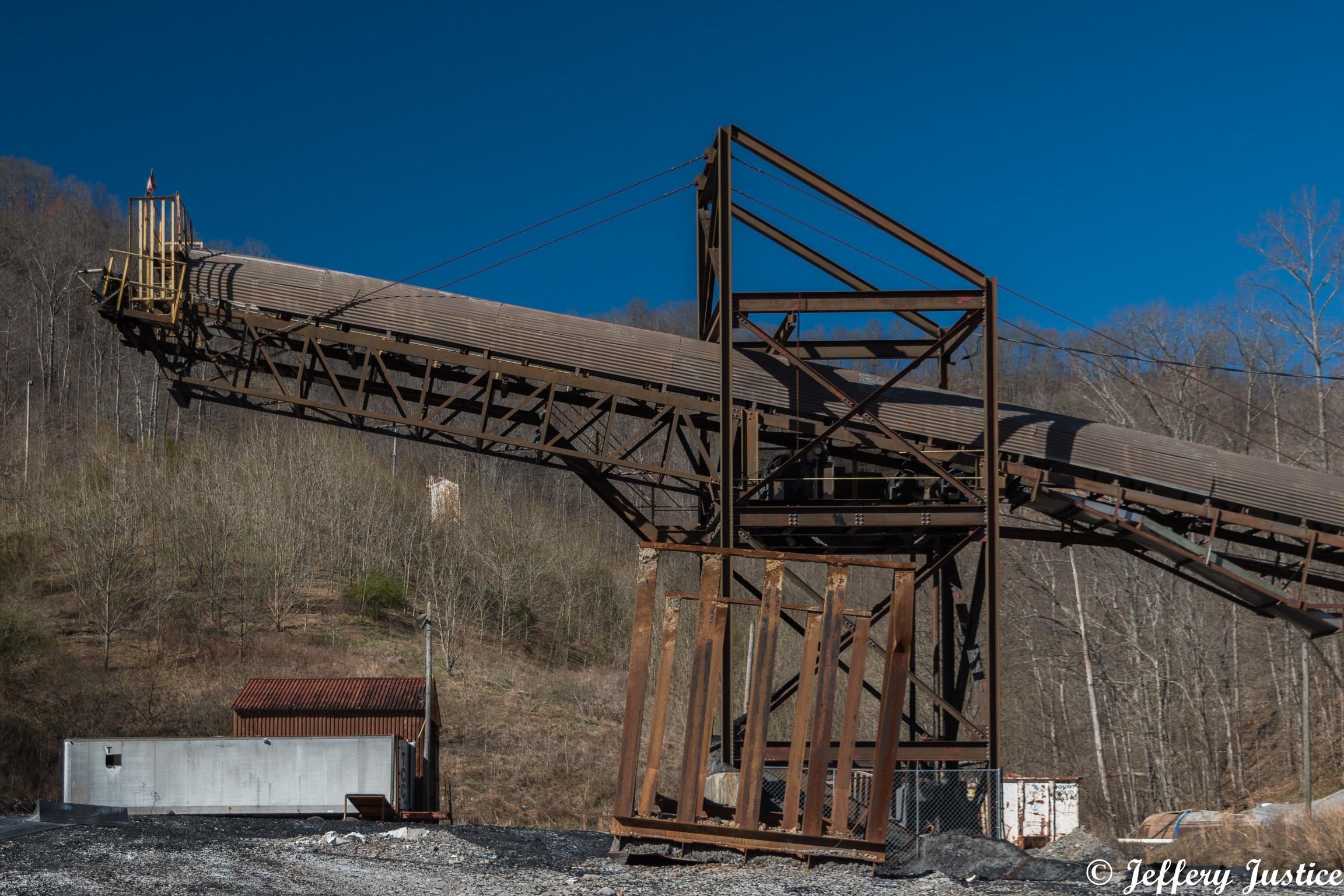 [OC] Abandoned coal mine in Pike County, KY. Taken yesterday 3/4/18