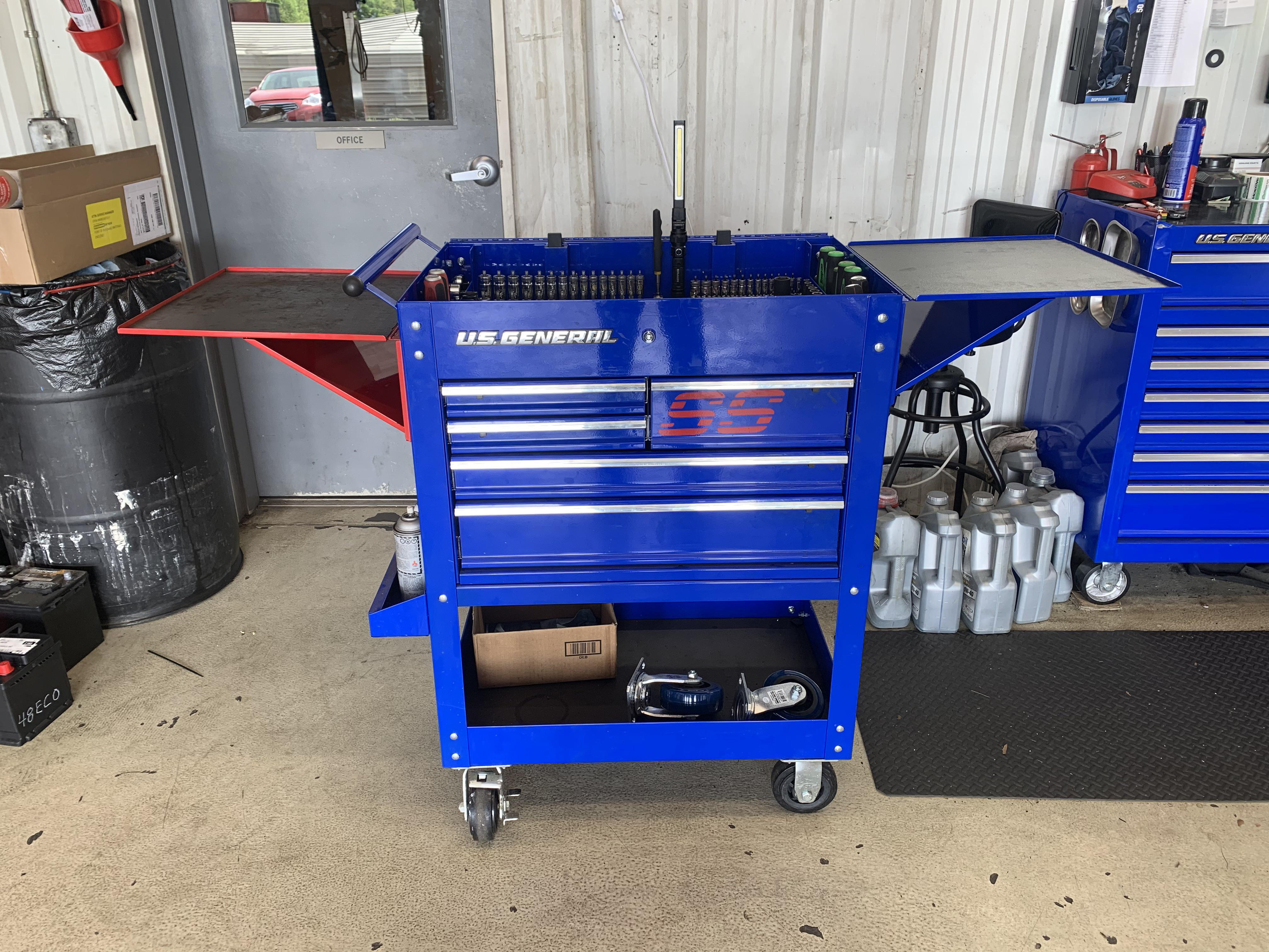 5 Drawer Roll Cart With 2 Side Trays. Don’t know if someone’s already