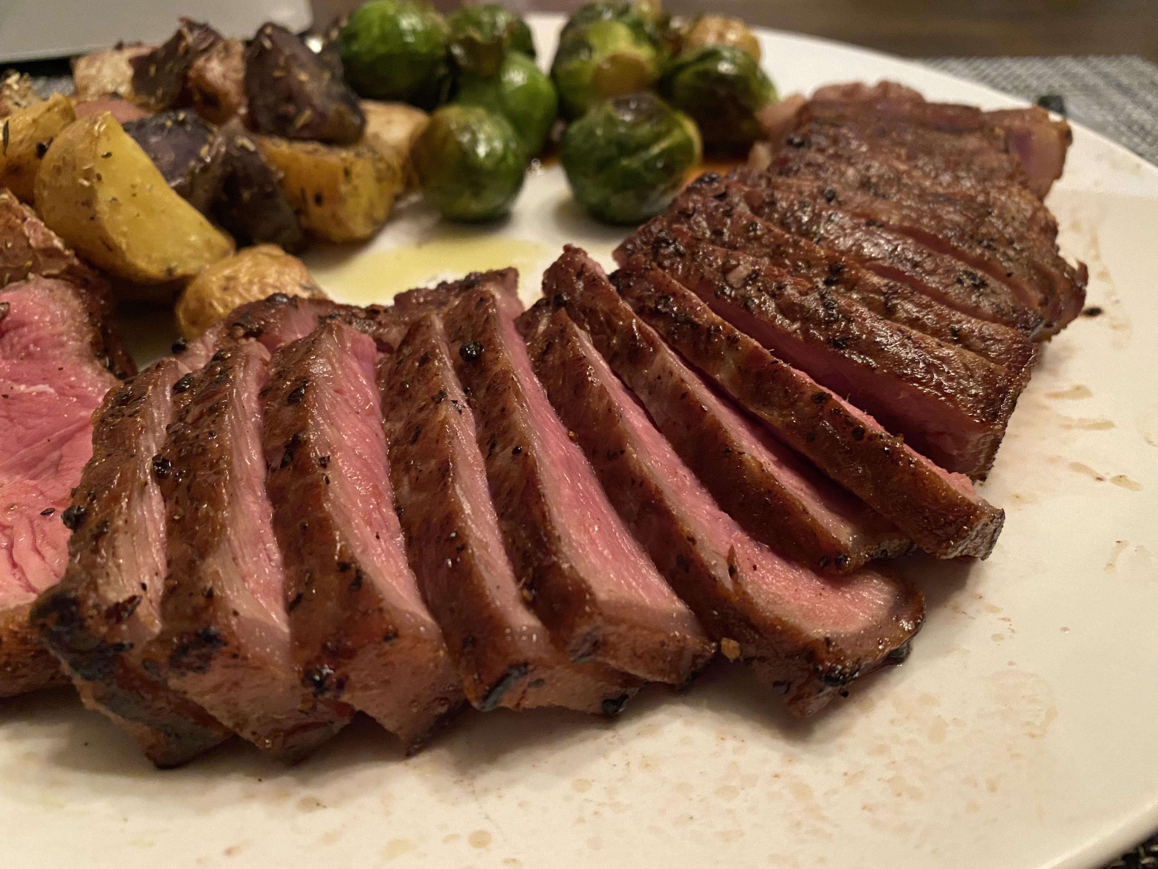Sous vide steak r/FoodPorn