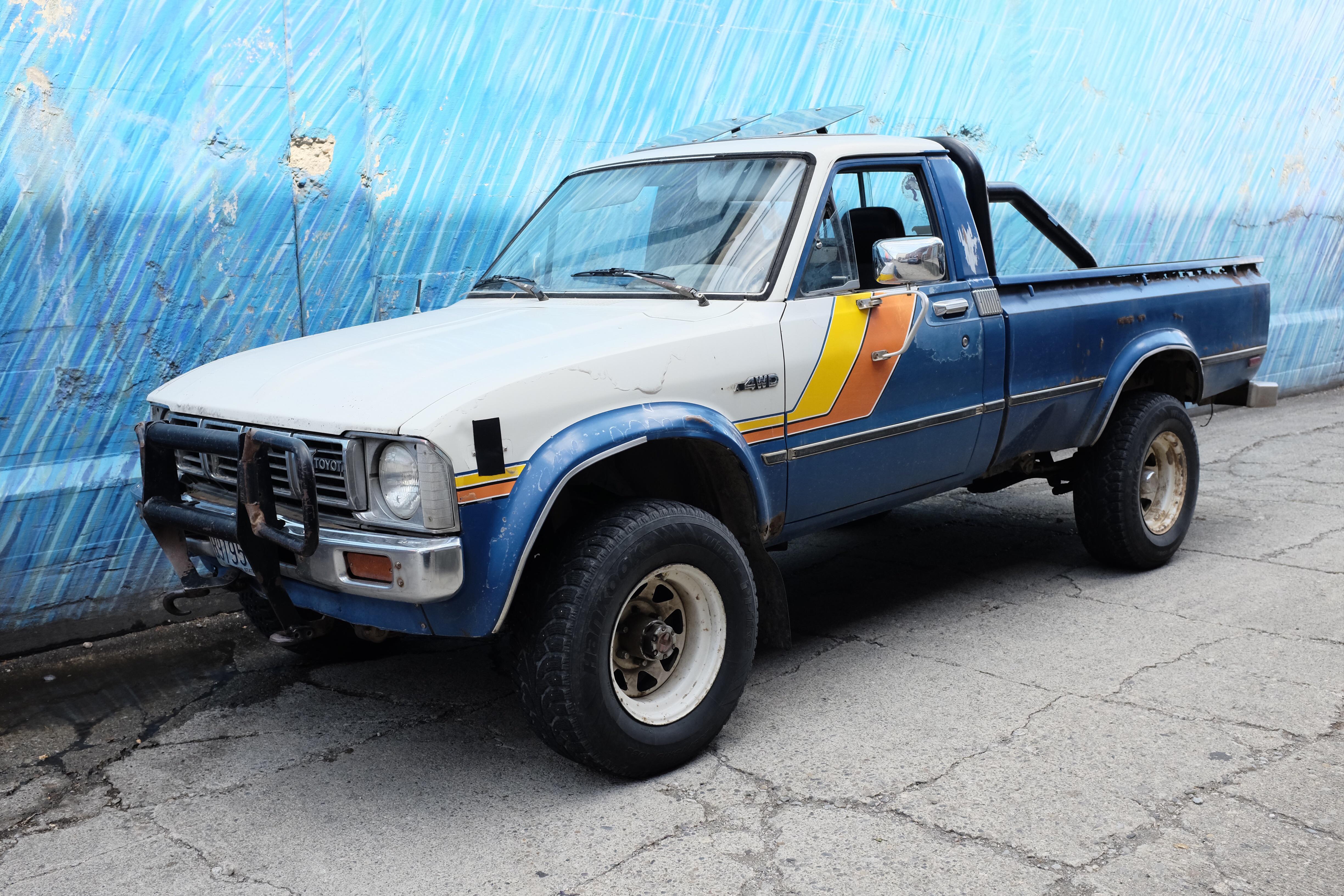 Just brought this 1981 SR5 4x4 Long Bed 5 speed with dual sunroofs home