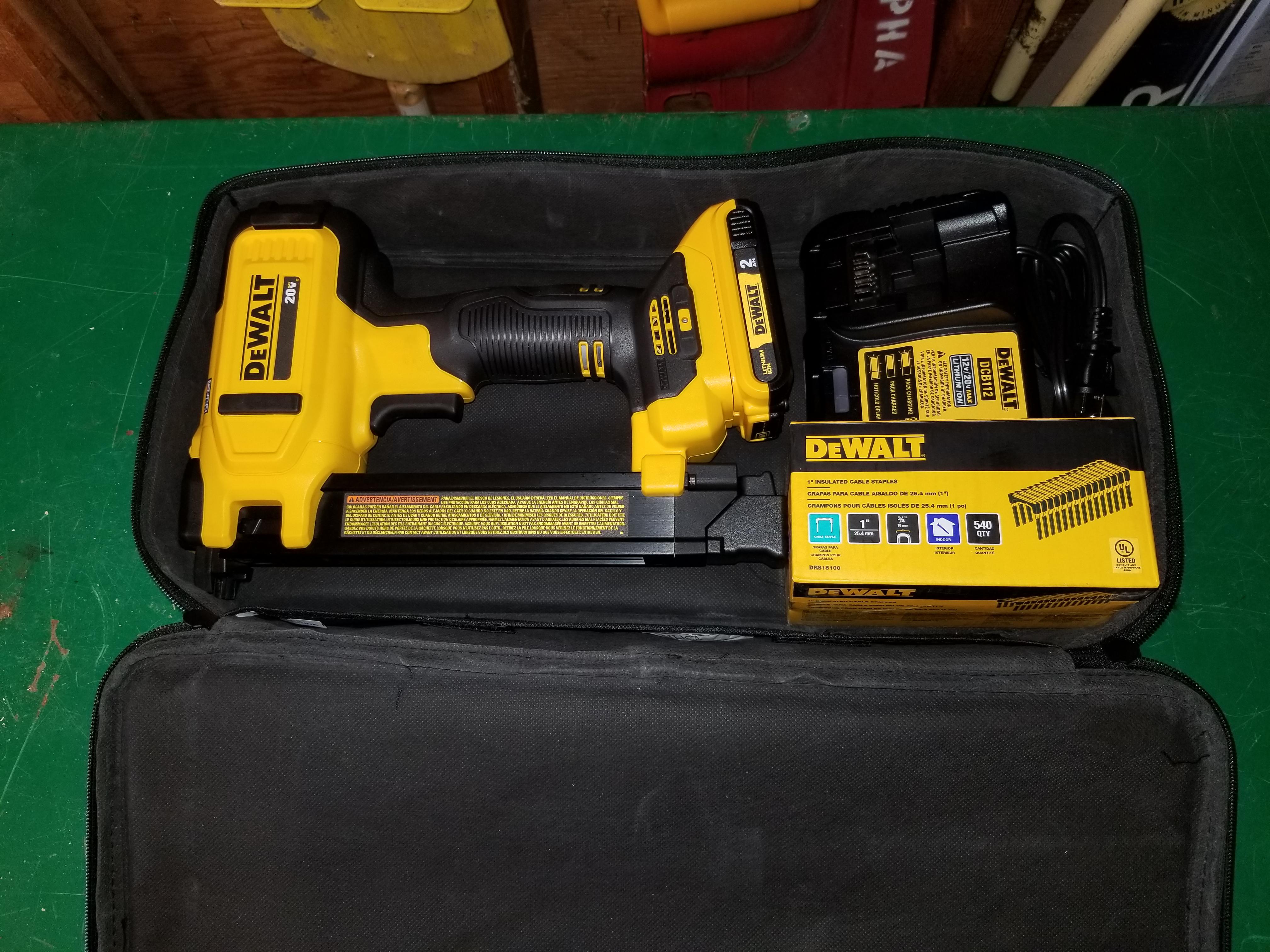 NTD DeWalt Cable Stapler r/electricians