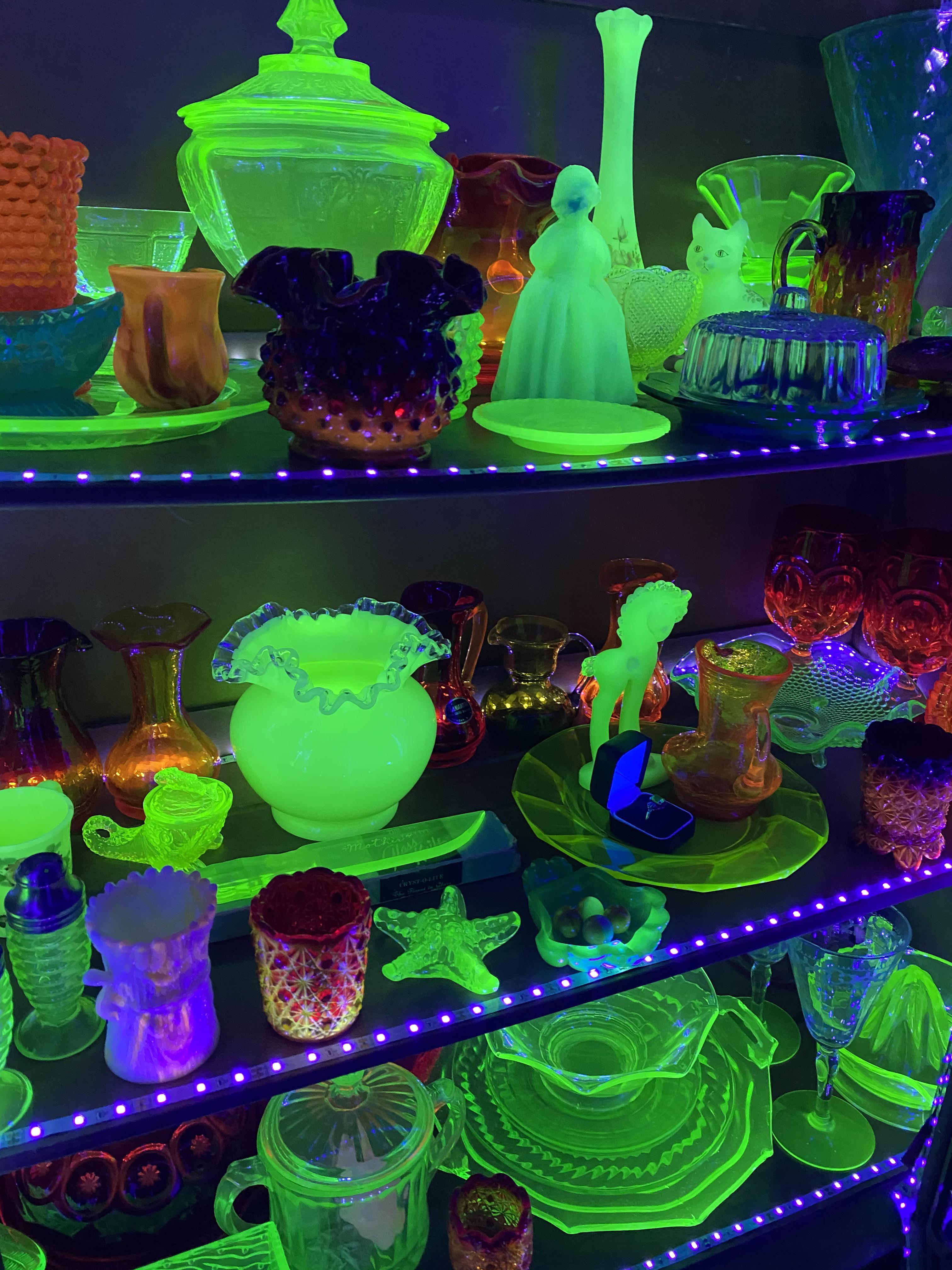 Redid my UV lights for my glowing glass collection 🧪 r/uraniumglass