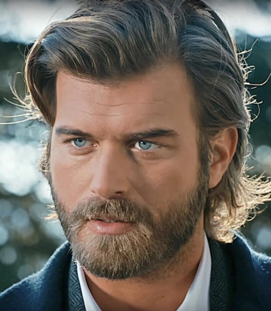 Kivanc Tatlitug and his amazing blue eyes (Turkish actor) r/LadyBoners