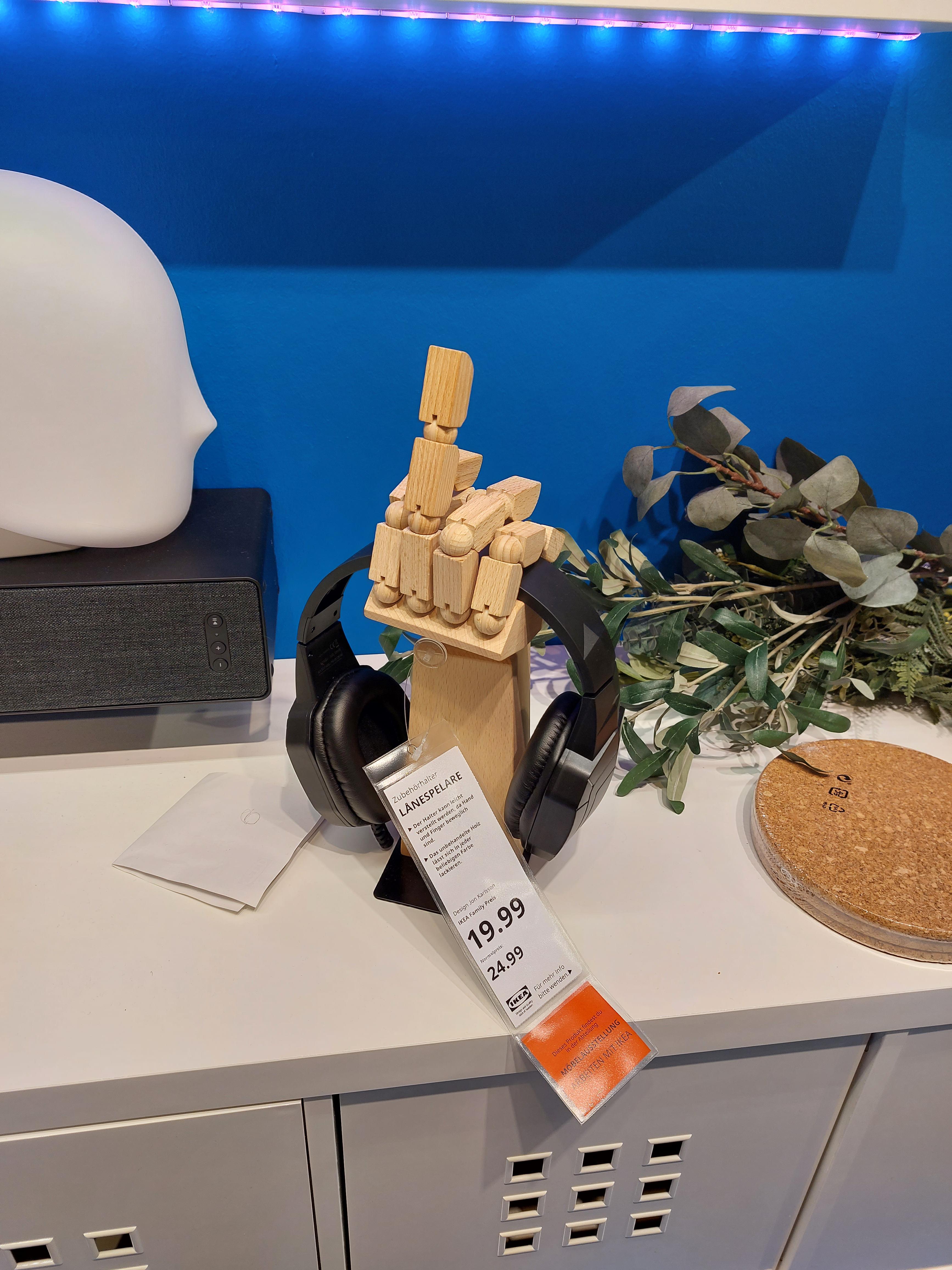 IKEA r/MildlyVandalised