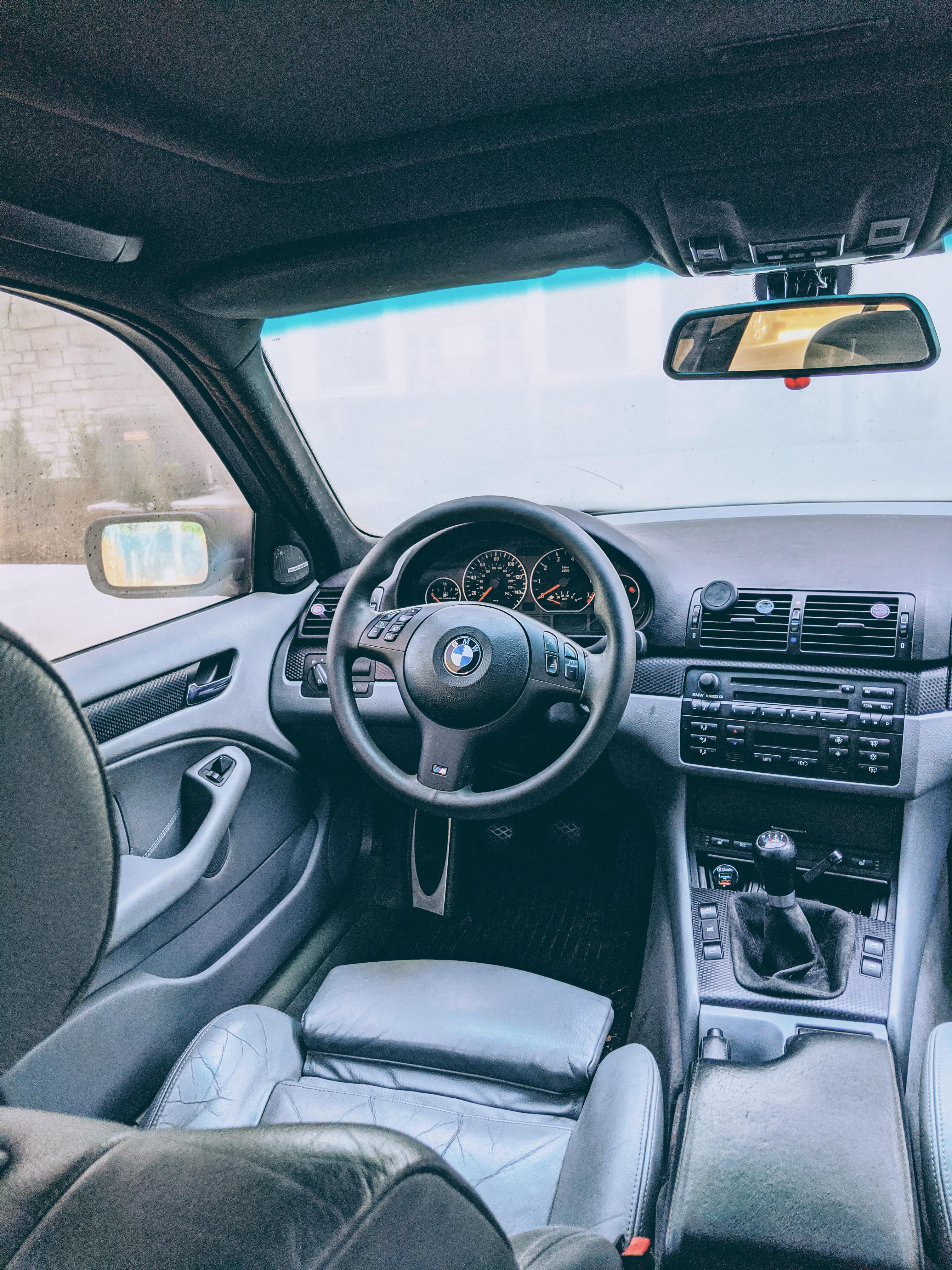 Couldn't find a beige interior zhp, so had to go with grey r/e46