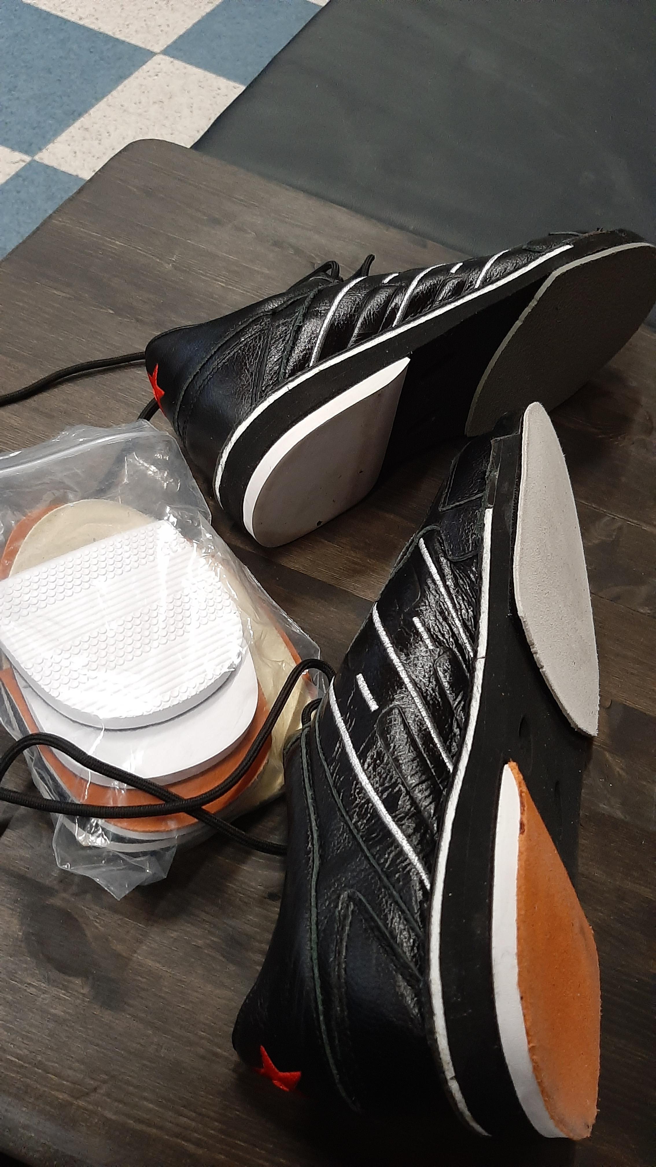 got my first shoes with interchangeable soles and heels ) r/Bowling