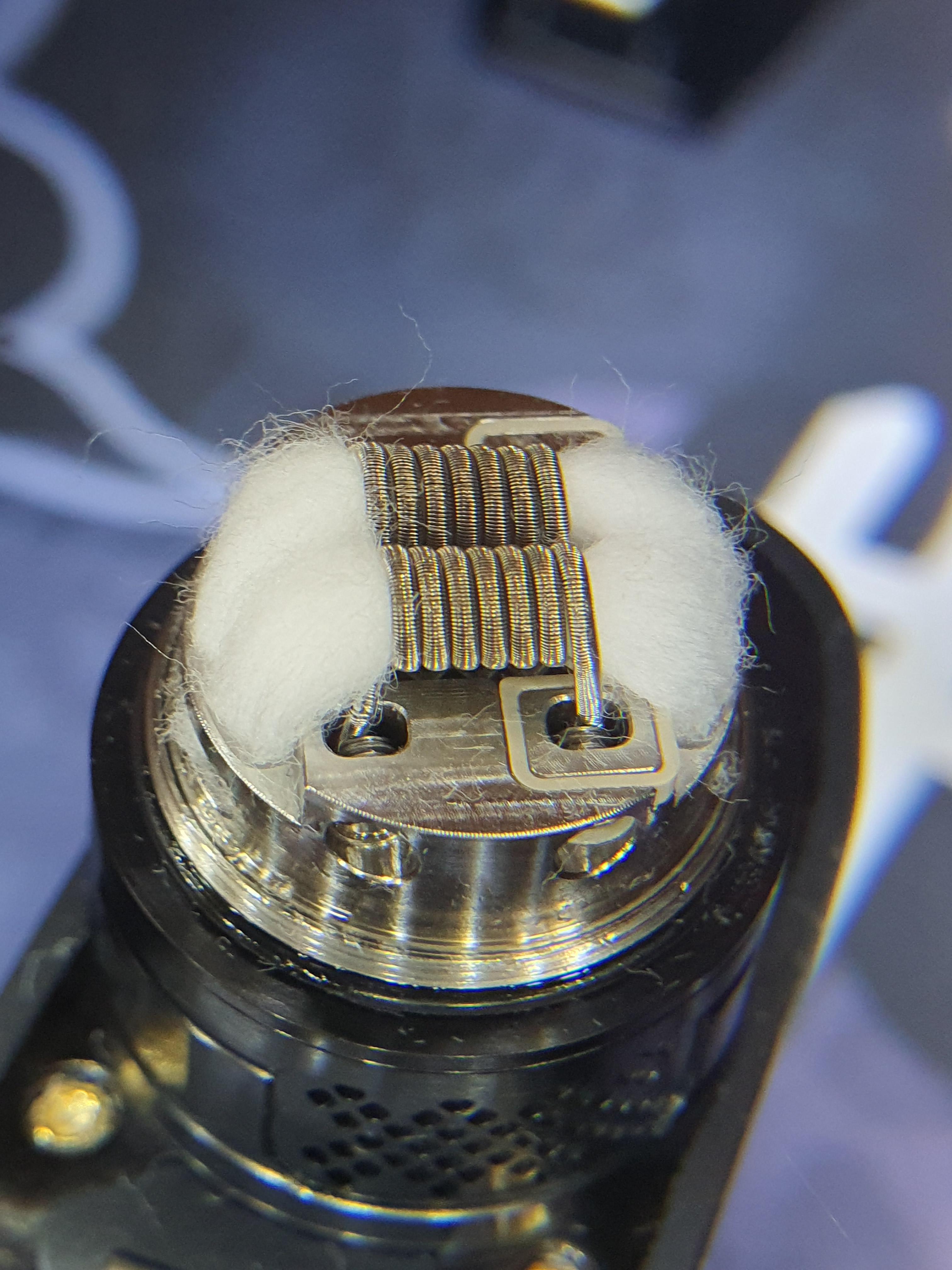 Today's build Human coils. 2x26 & 36 full kanthal. Made with love by