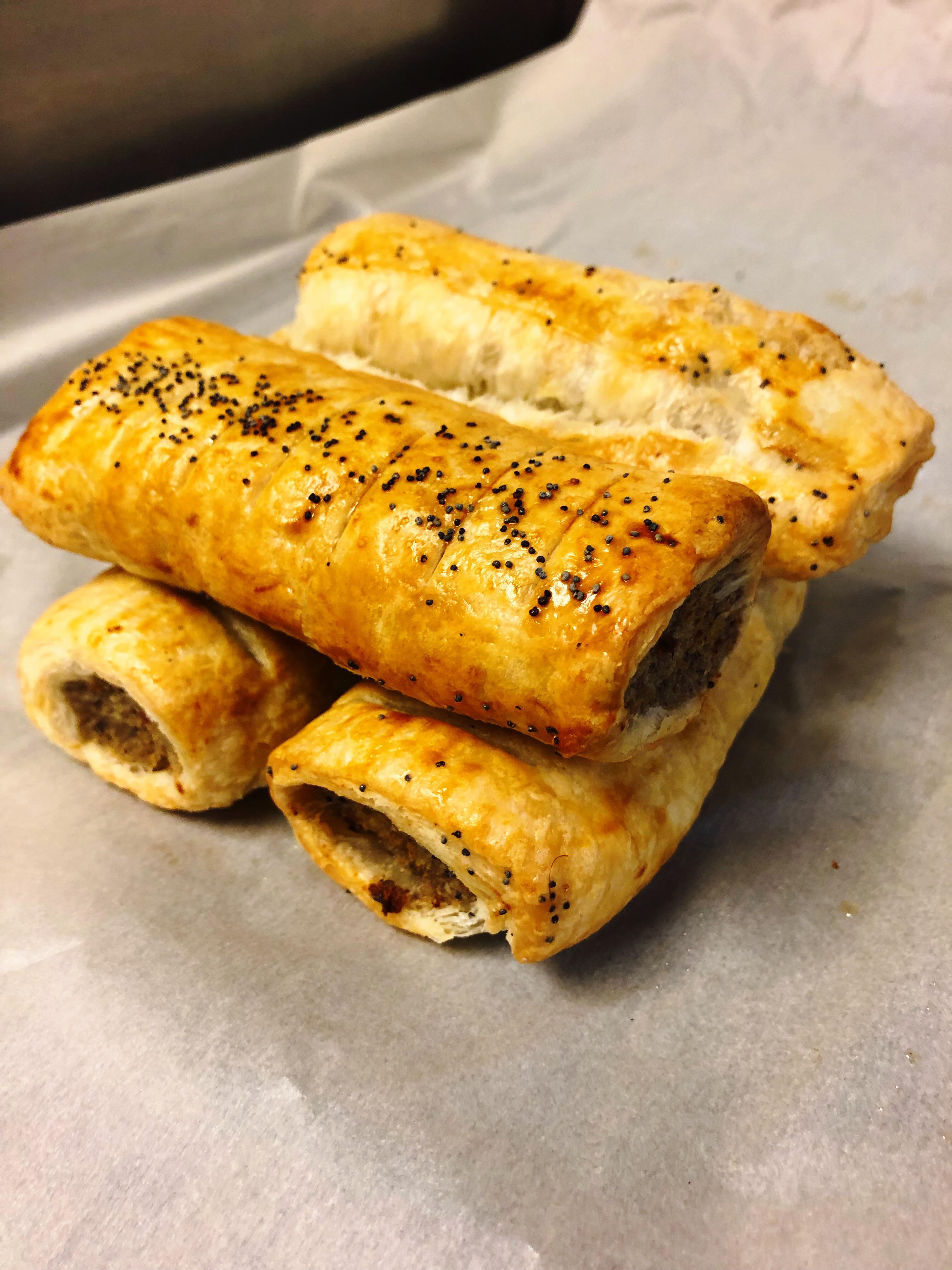 [homemade] sausage rolls r/food
