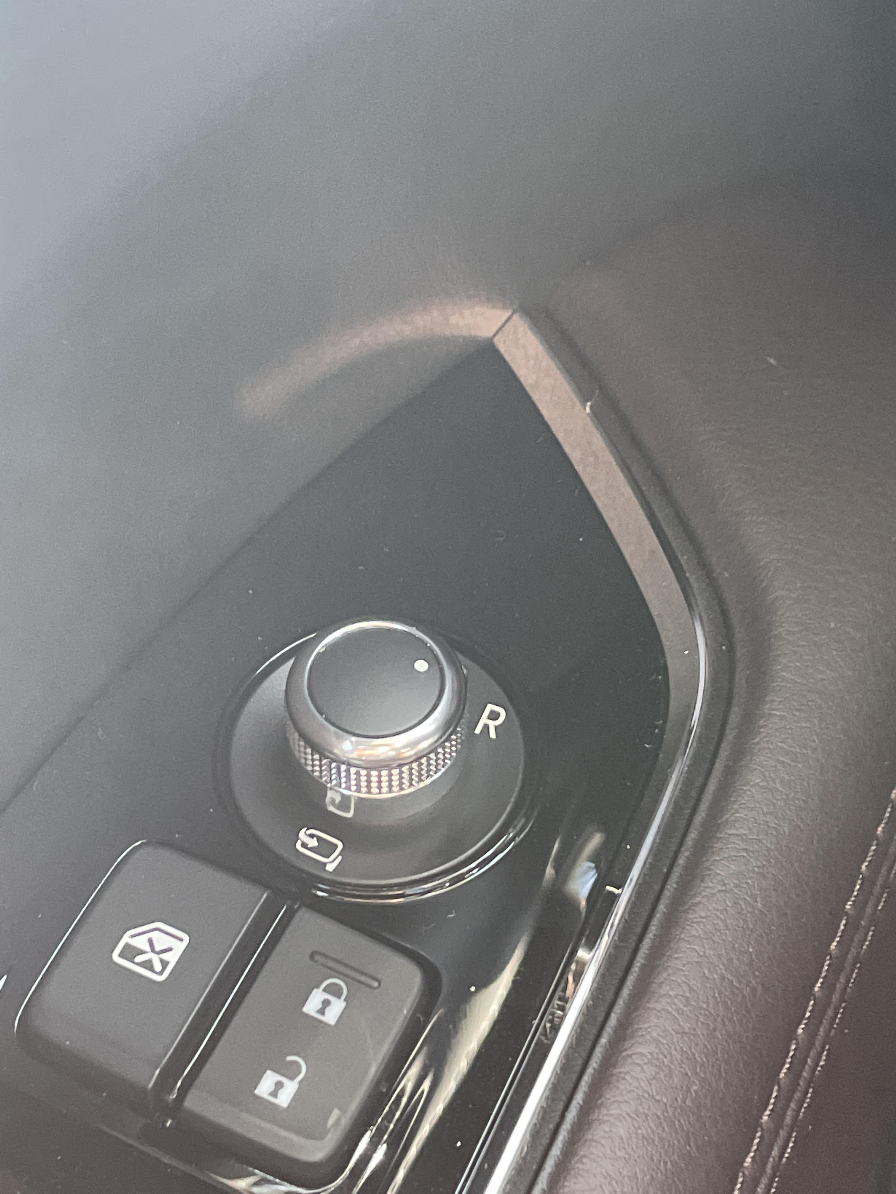 Just got my 22 CX5 signature yesterday. How do I make my passenger side