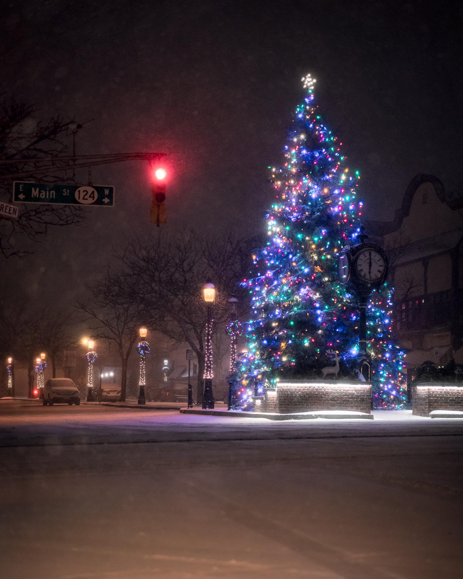 The Christmas tree in downtown Madison tonight. r/newjersey