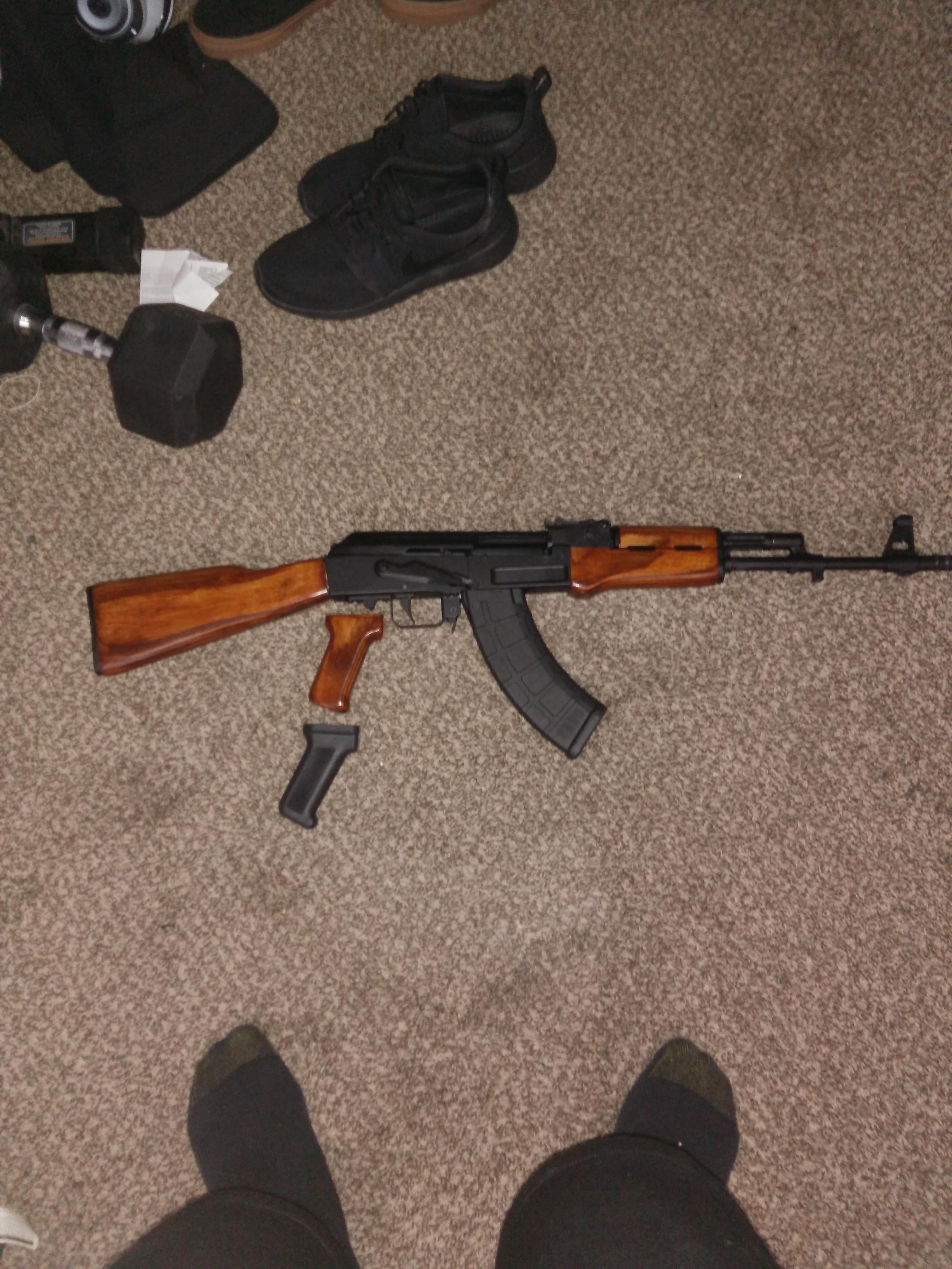 Just Swapped to Wood furniture on my Sam7r Anyone know a cheap place i