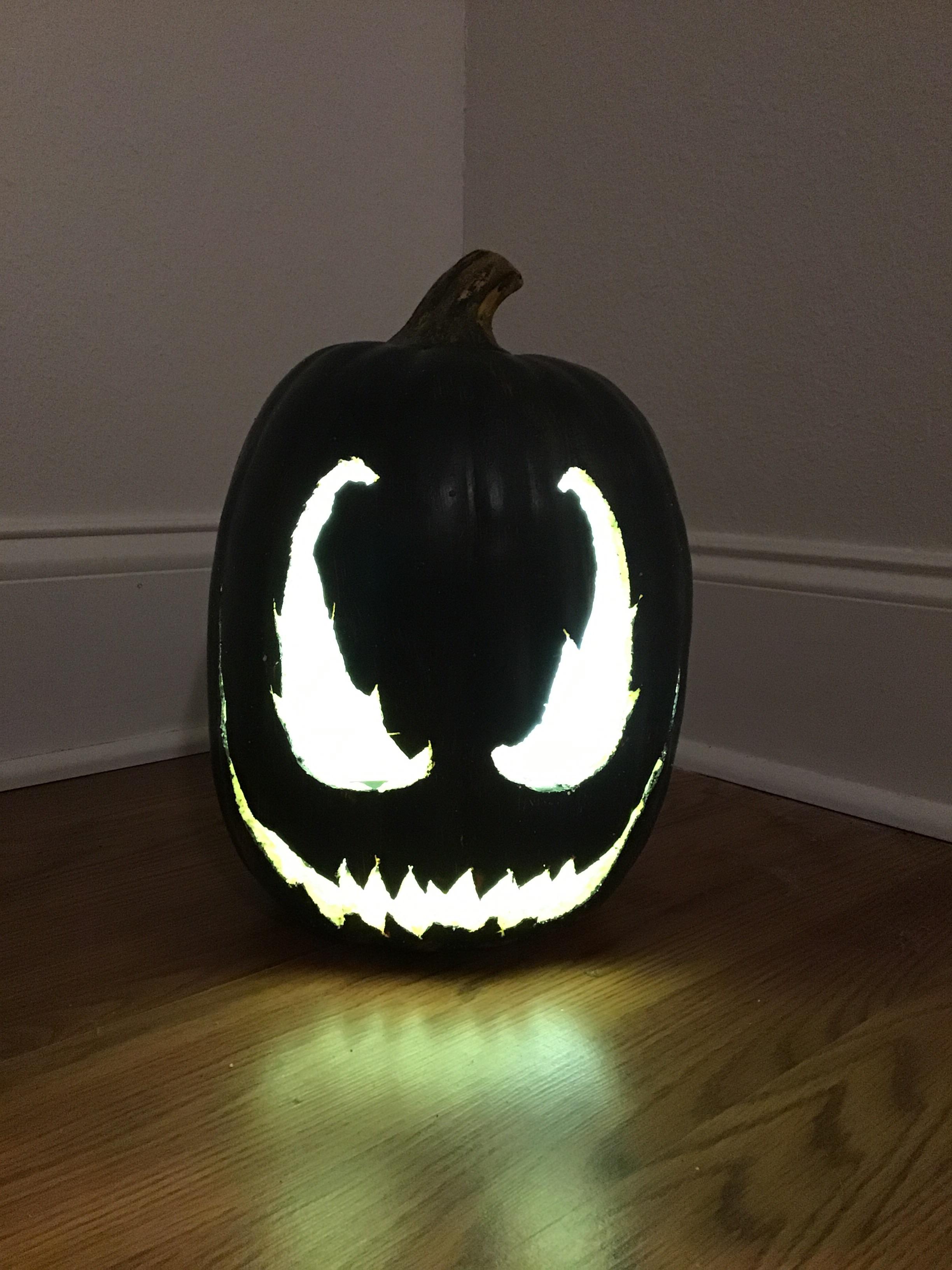 Venom Pumpkin Carving