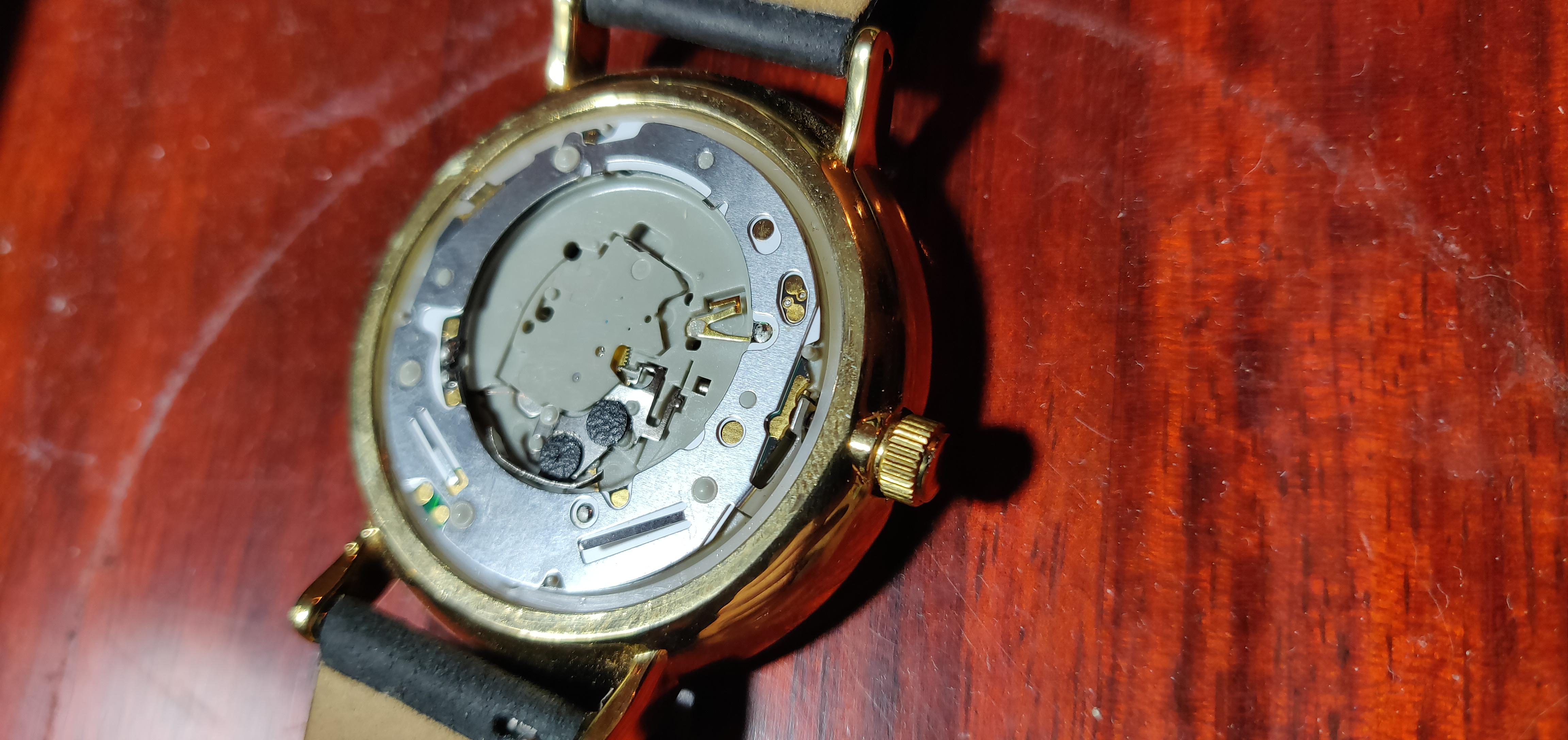 How to open back of watch to access hands? r/watchrepair