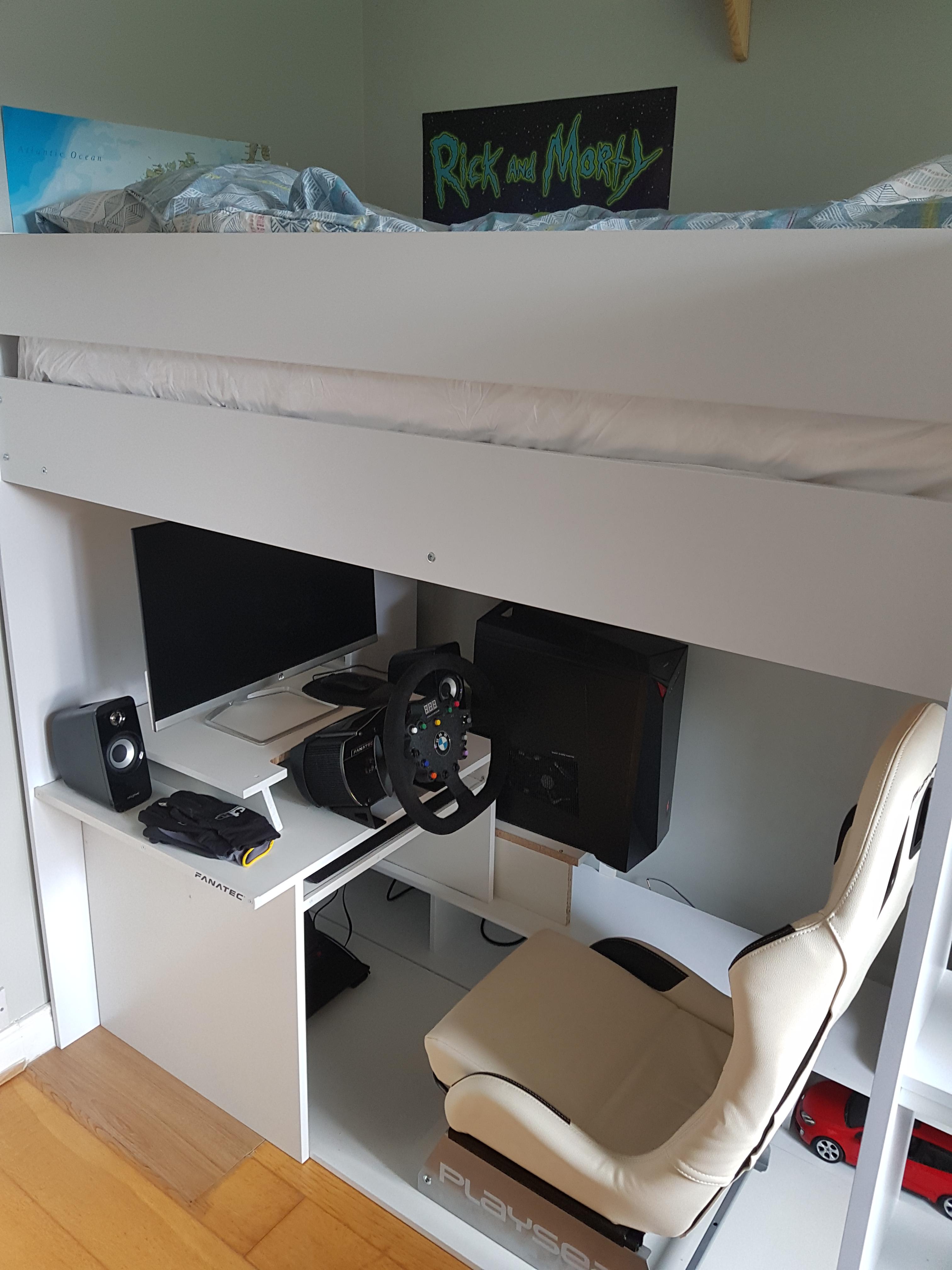 Bunk bed turned sim rig r/simracing