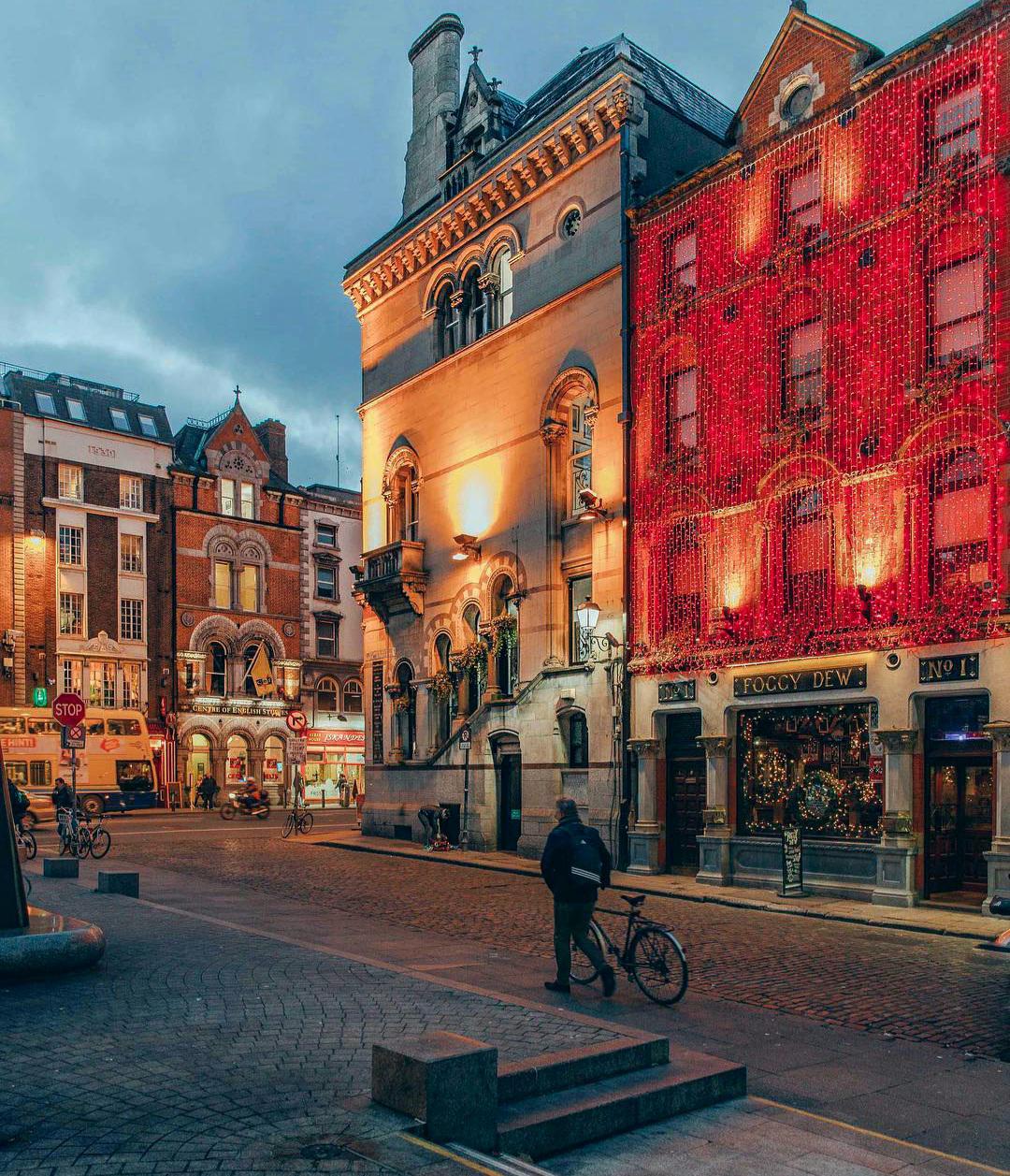 A corner of Dublin, Ireland. r/CityPorn