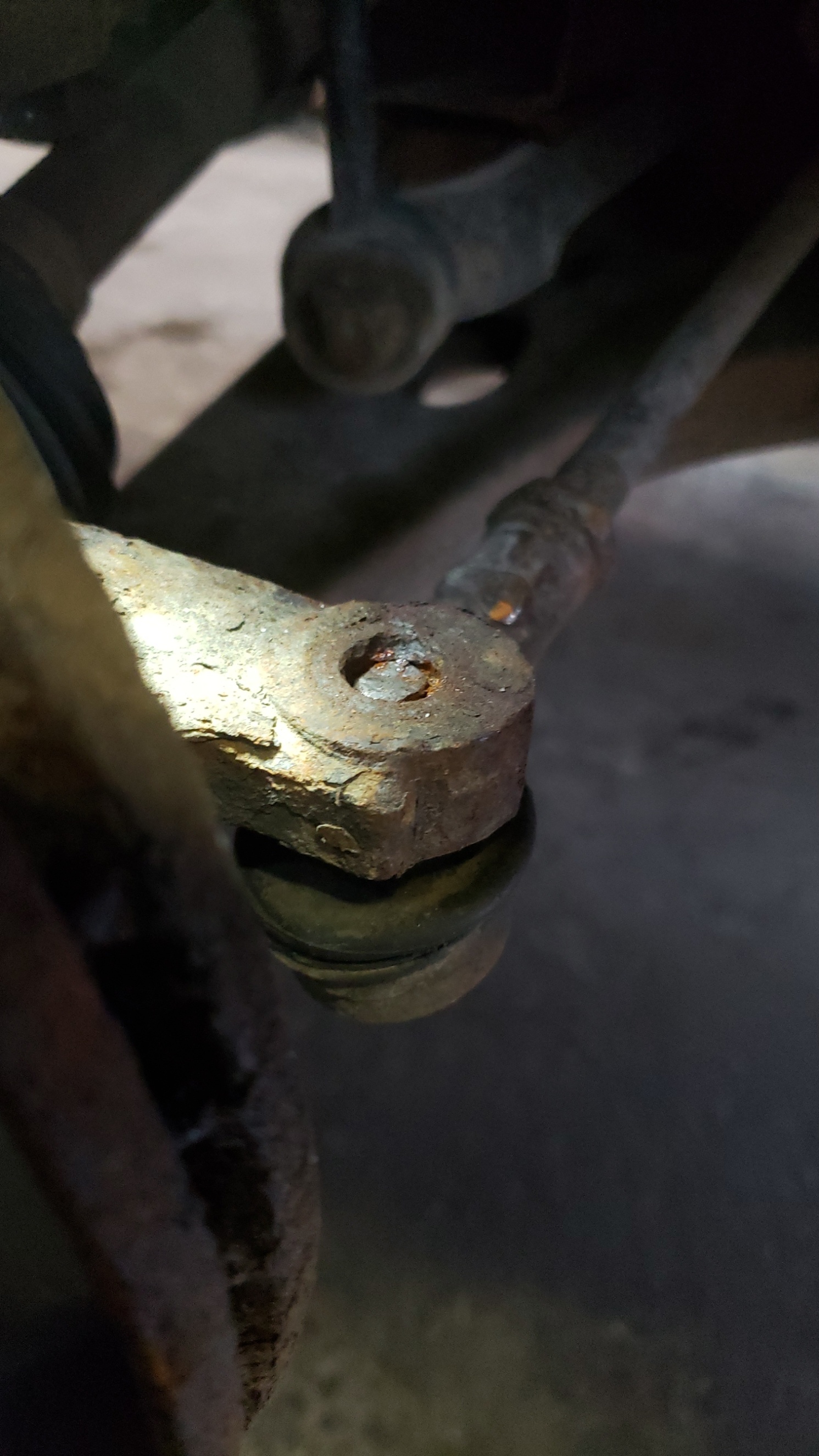 Who needs a nut if the tie rod stem is rusted in there r