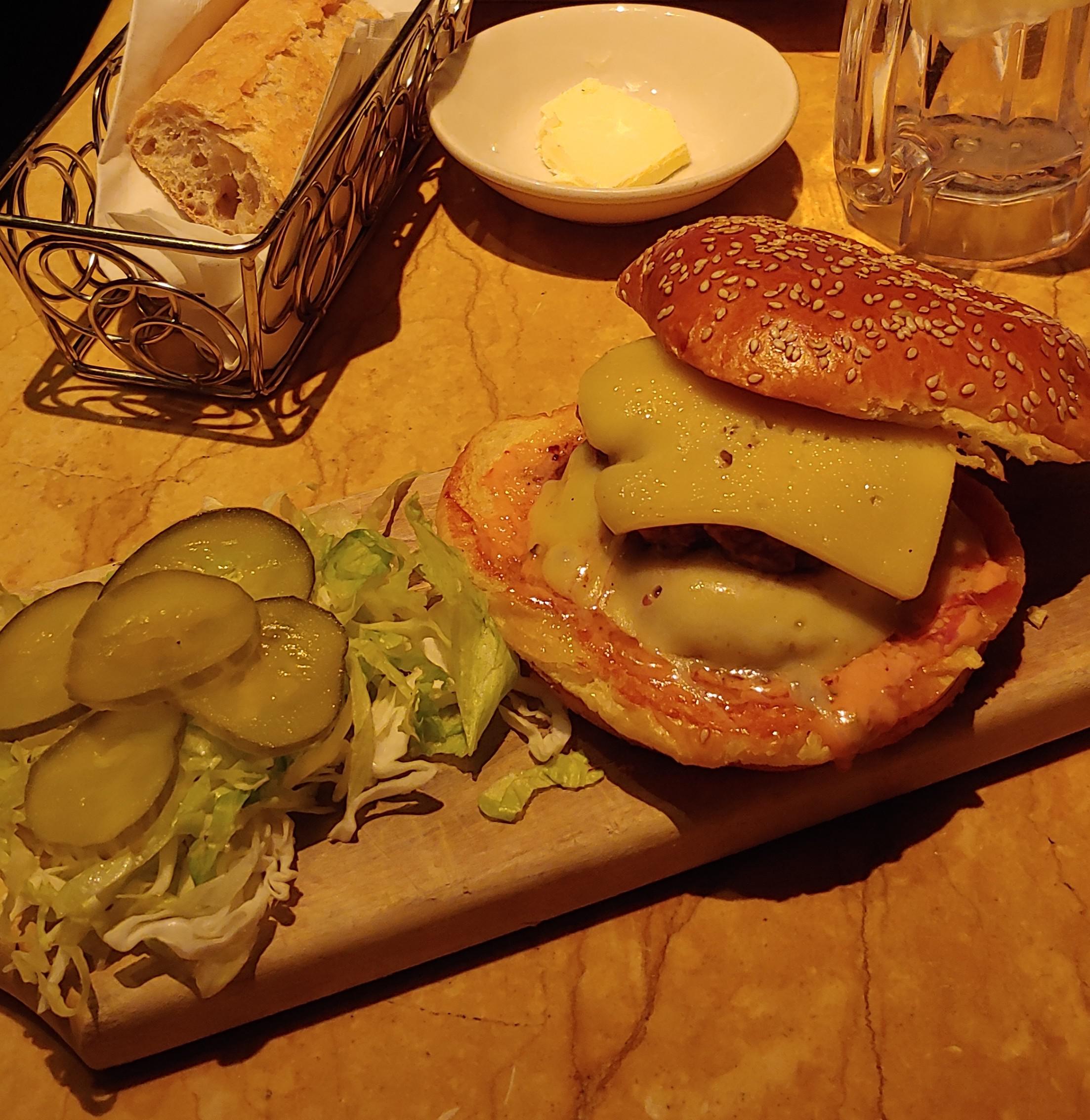 Went to the cheesecake factory yesterday evening and this is what my appetizer burger came on