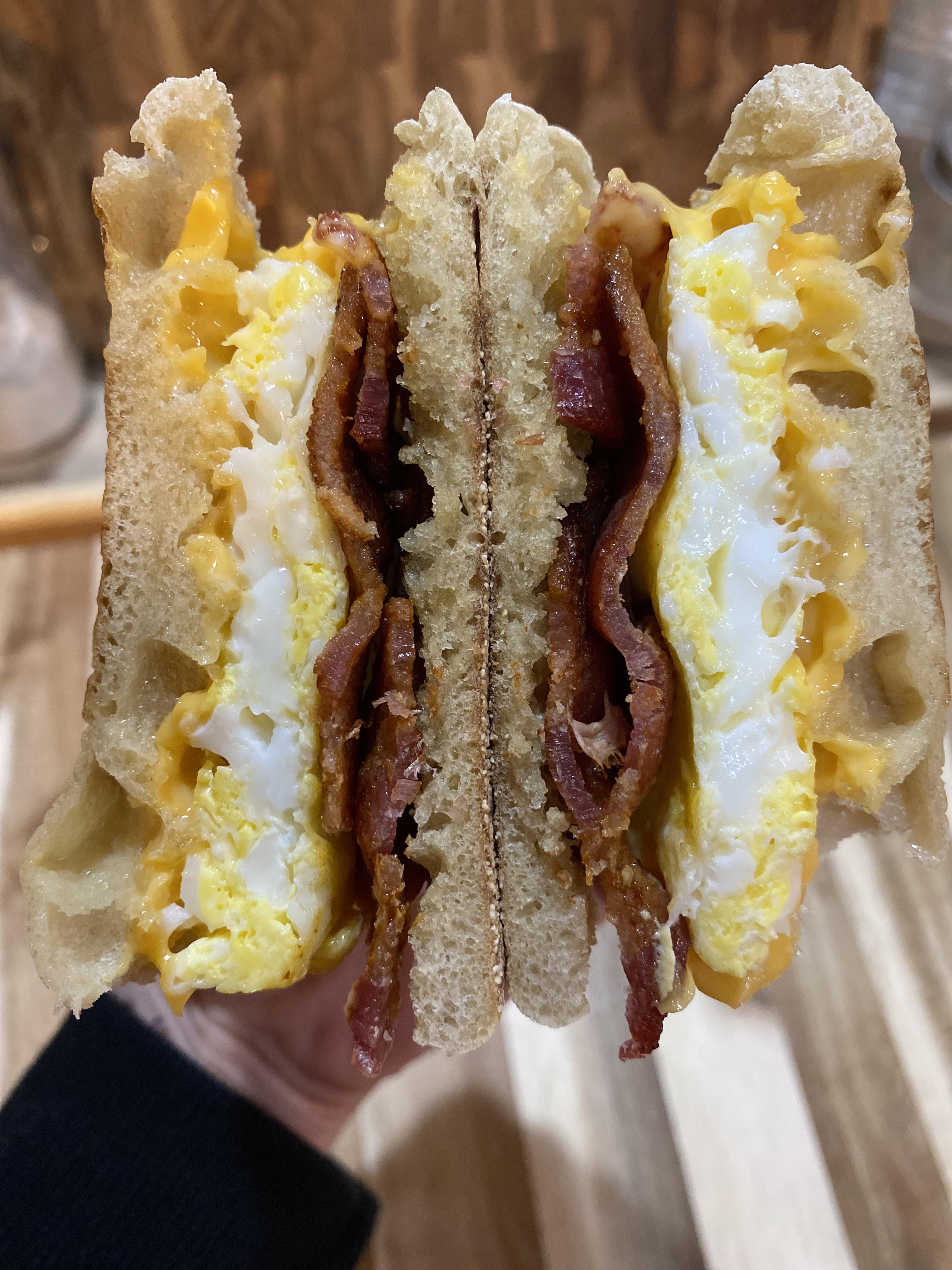 Bacon, egg, and cheese on English muffin. r/Sandwiches