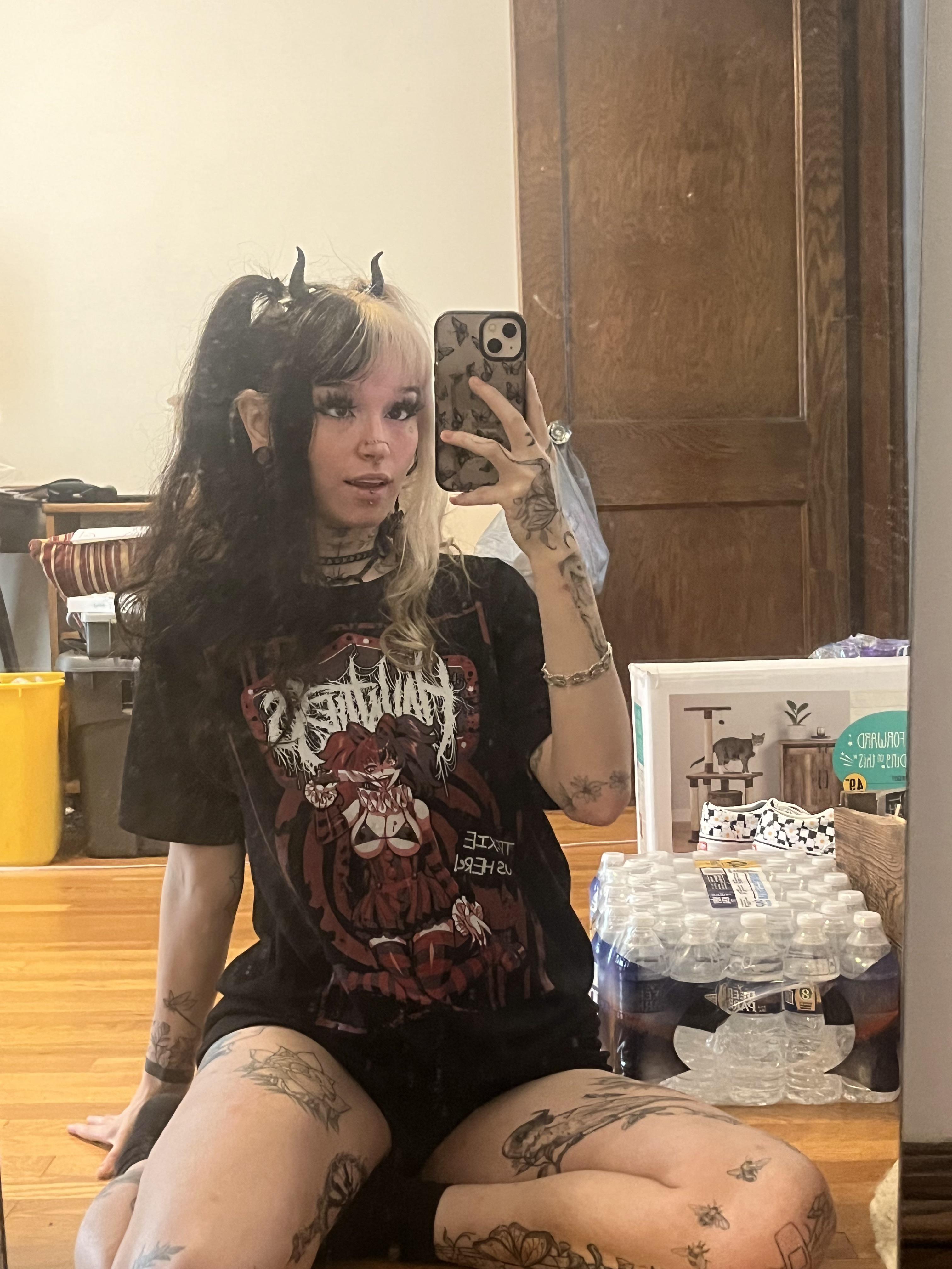 VioletIsAWallflower (u/VioletIsAWallflower) - Reddit