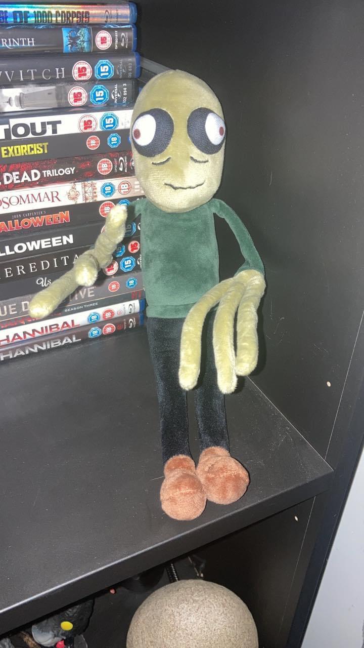 Anyone else get a Salad Fingers plushie? r/SaladFingers