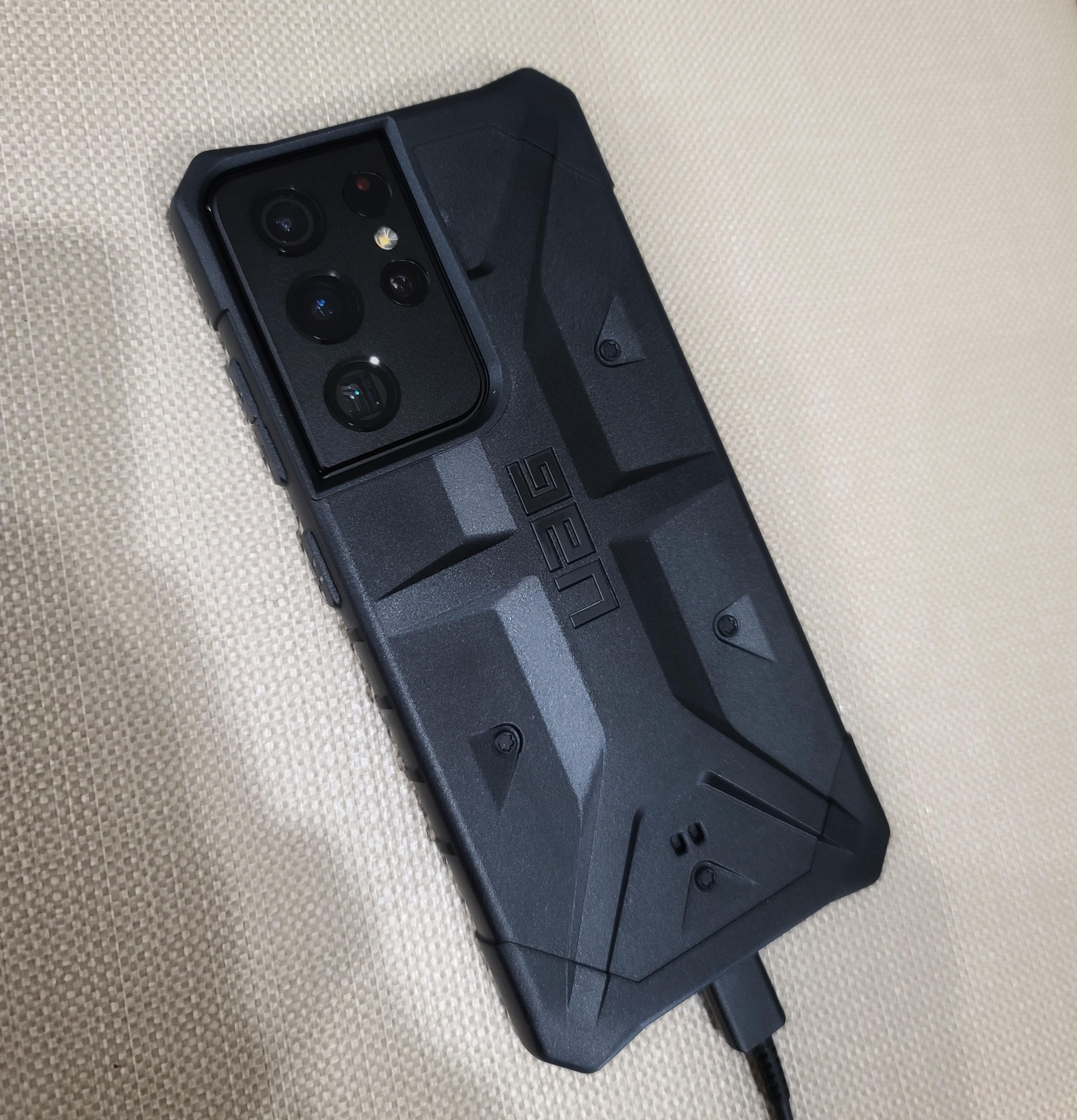 Charging up the beast! r/GalaxyS21