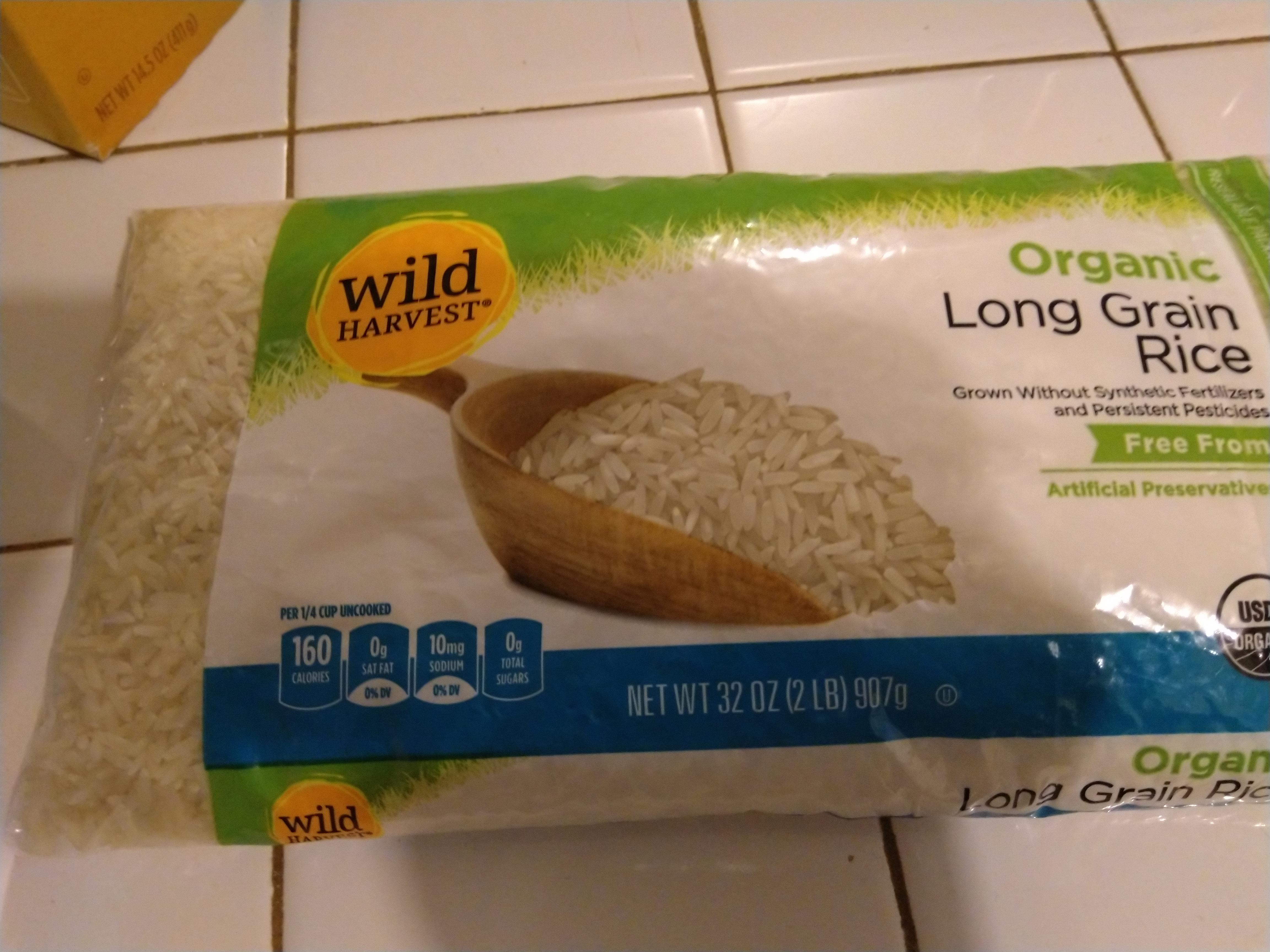 The rice in this picture is actual rice in the bag. r/Design