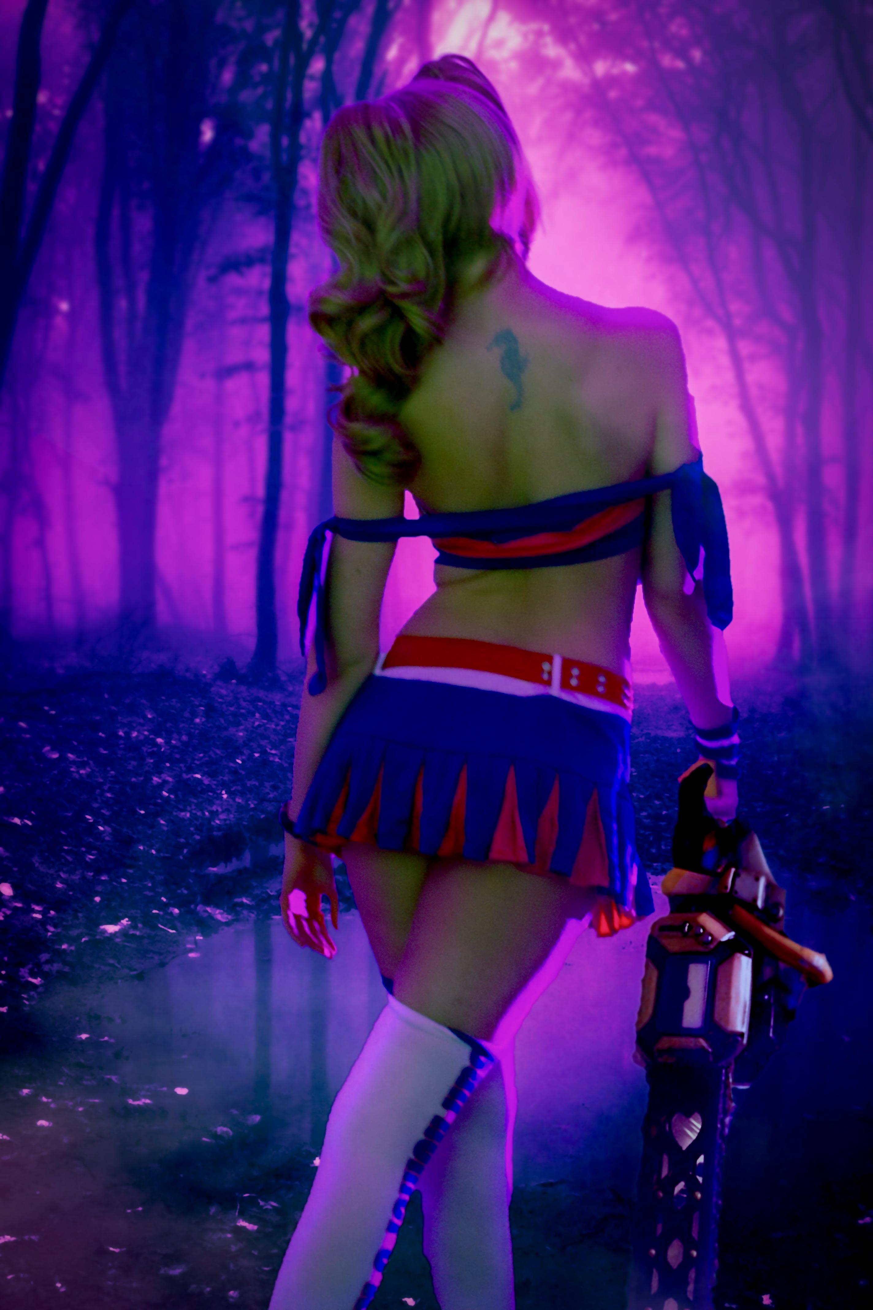 Juliet Starling Booty by Lunaraecosplay [self] : CosplayLewd