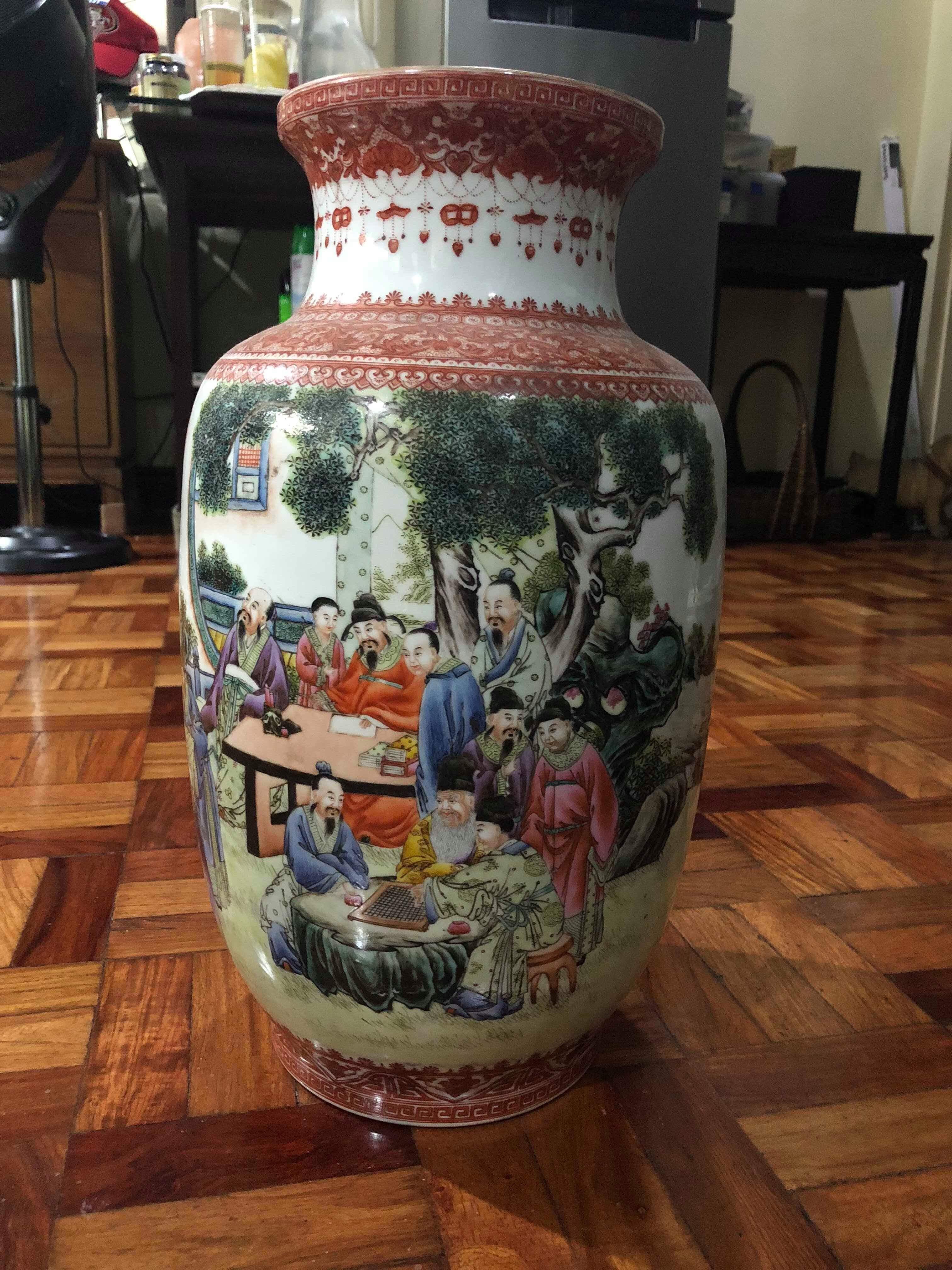 Looking for the value of this QianLong Vase that I found in my great